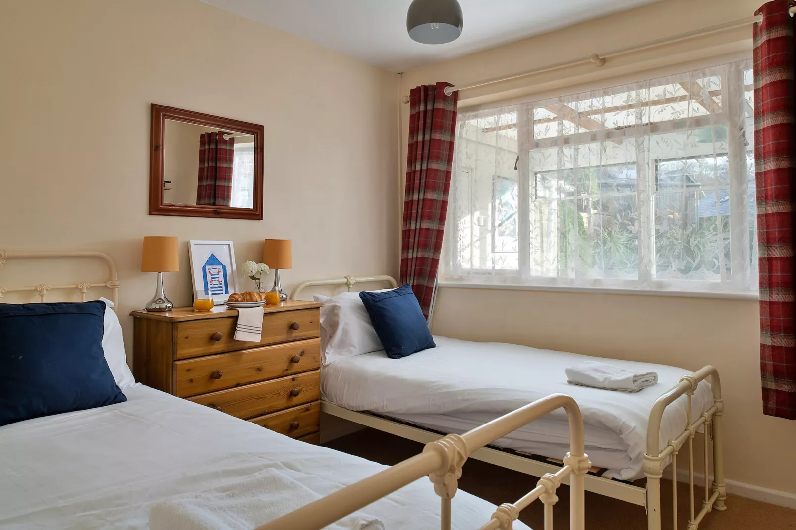 37 Bro Enddwyn-Slaapkamer
