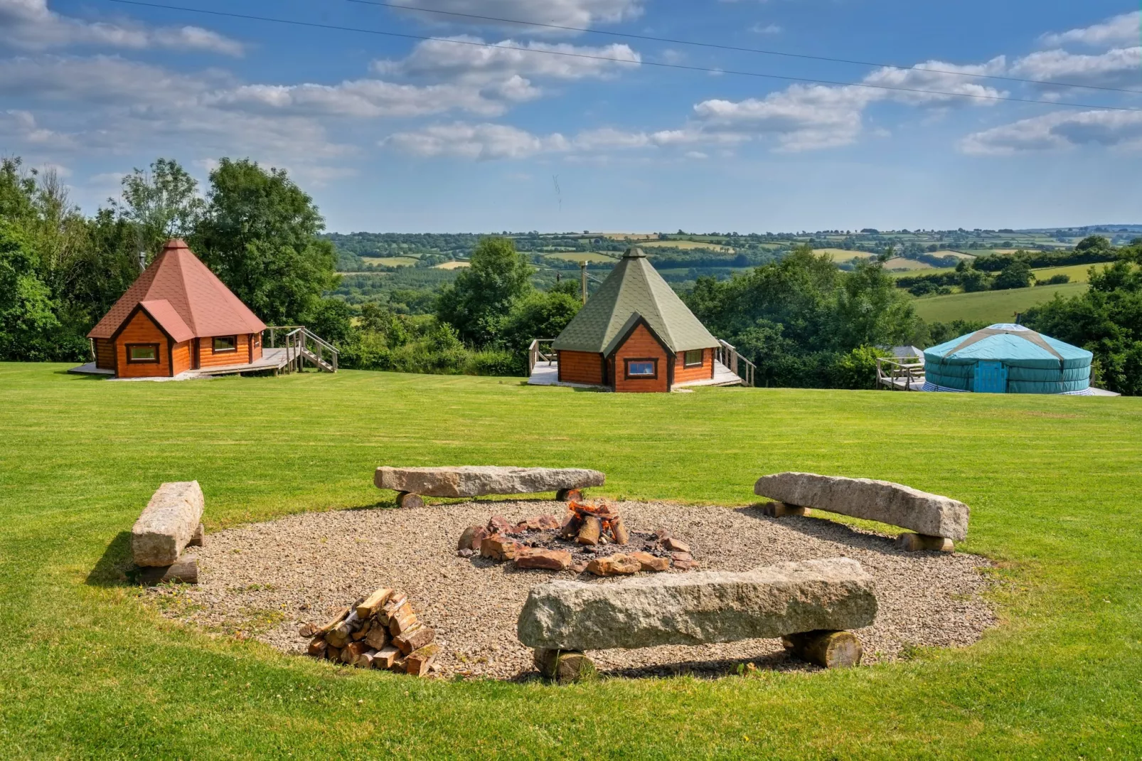 'Dartmoor' Wooden Eco-Lodge-Image-tags.coffeplace