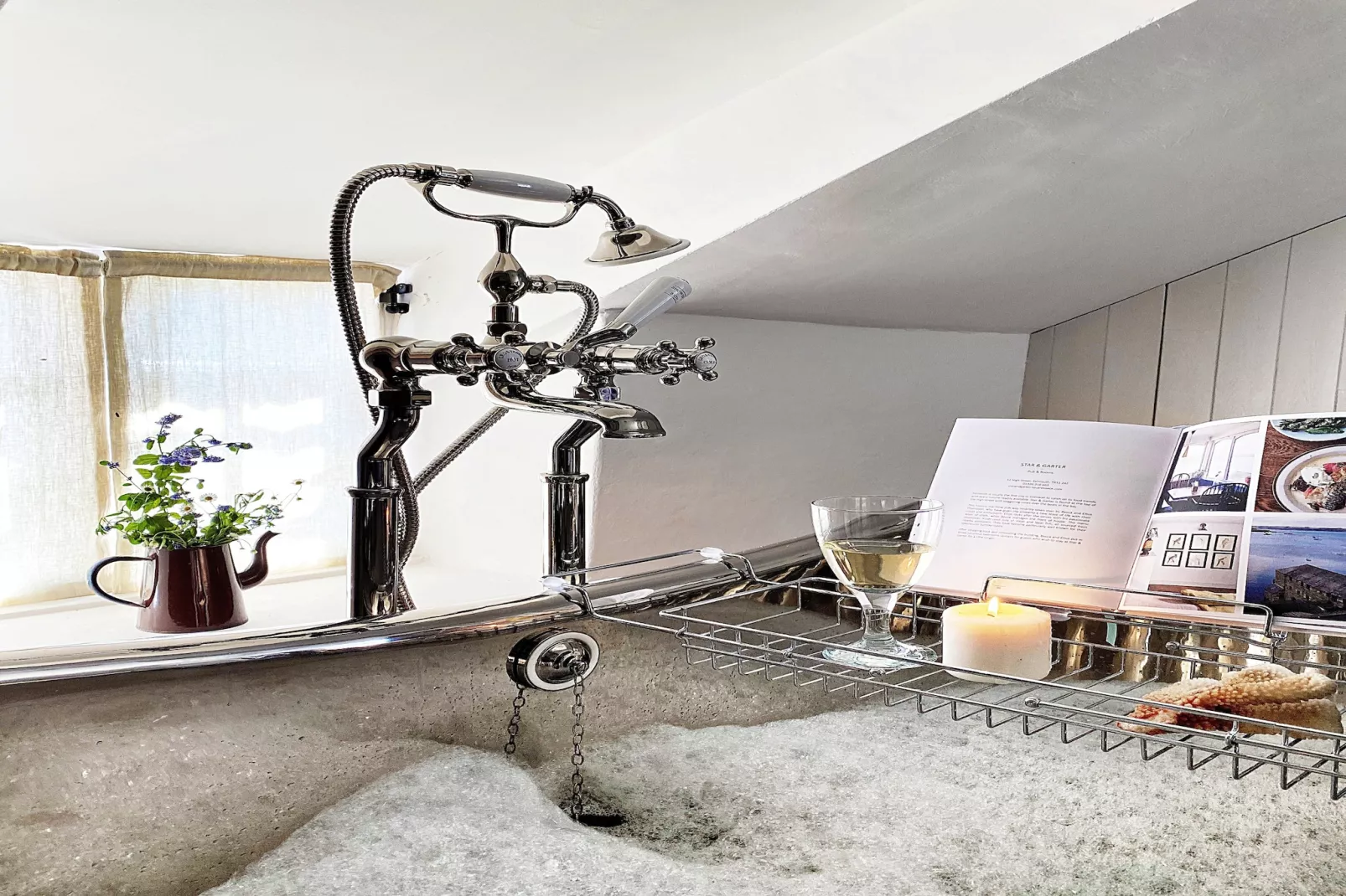 Calm Cottage, Kingsand-Badkamer