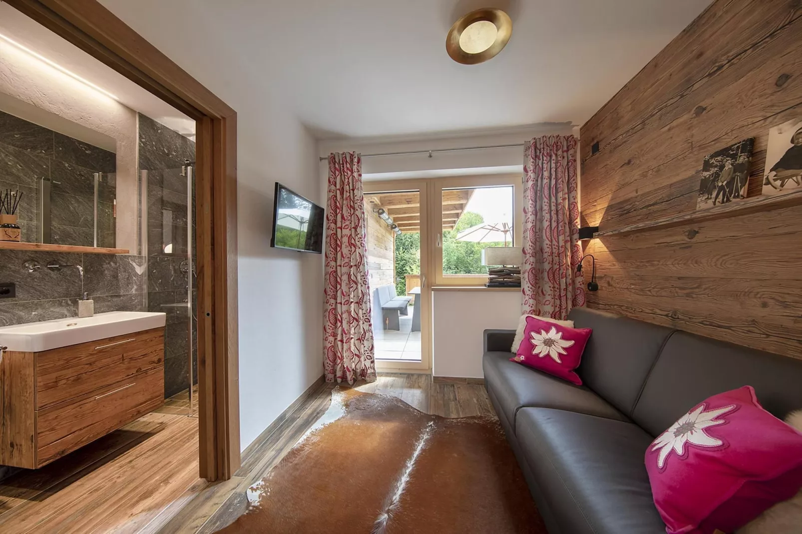 Nationalpark Chalet Rosenspitze-Woonkamer