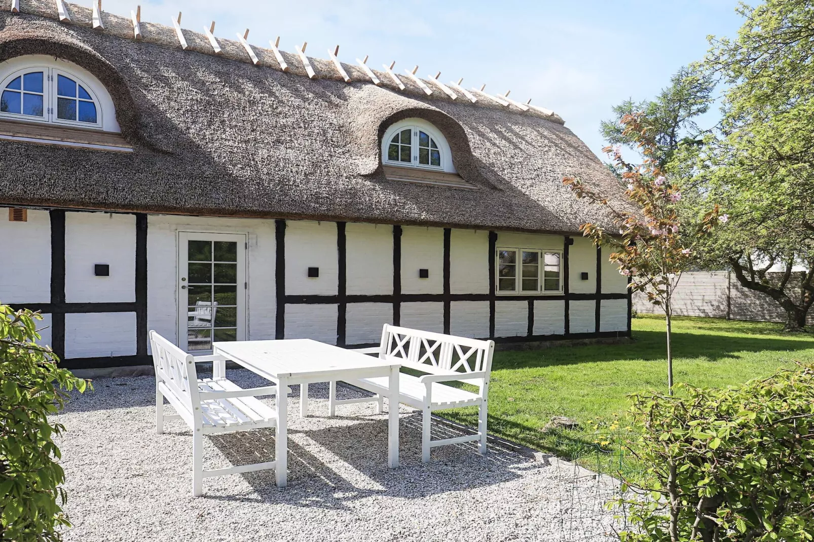 Idyllisch rietgedekt huisje-By Traum-Uitzicht