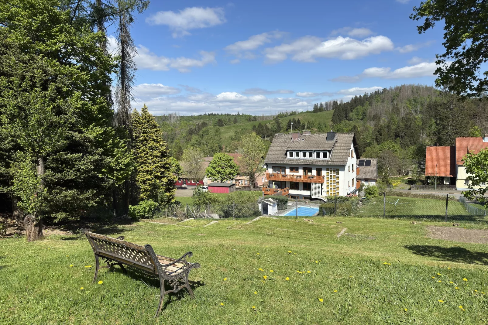 Bärenhütte 6 Personen-Uitzicht zomer