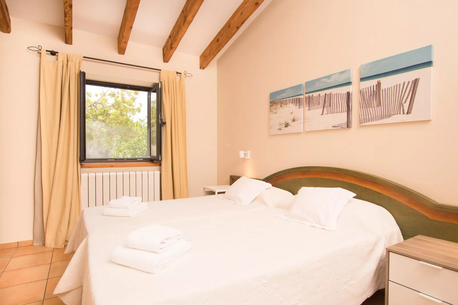 Casa En Moscari-Image-tags.