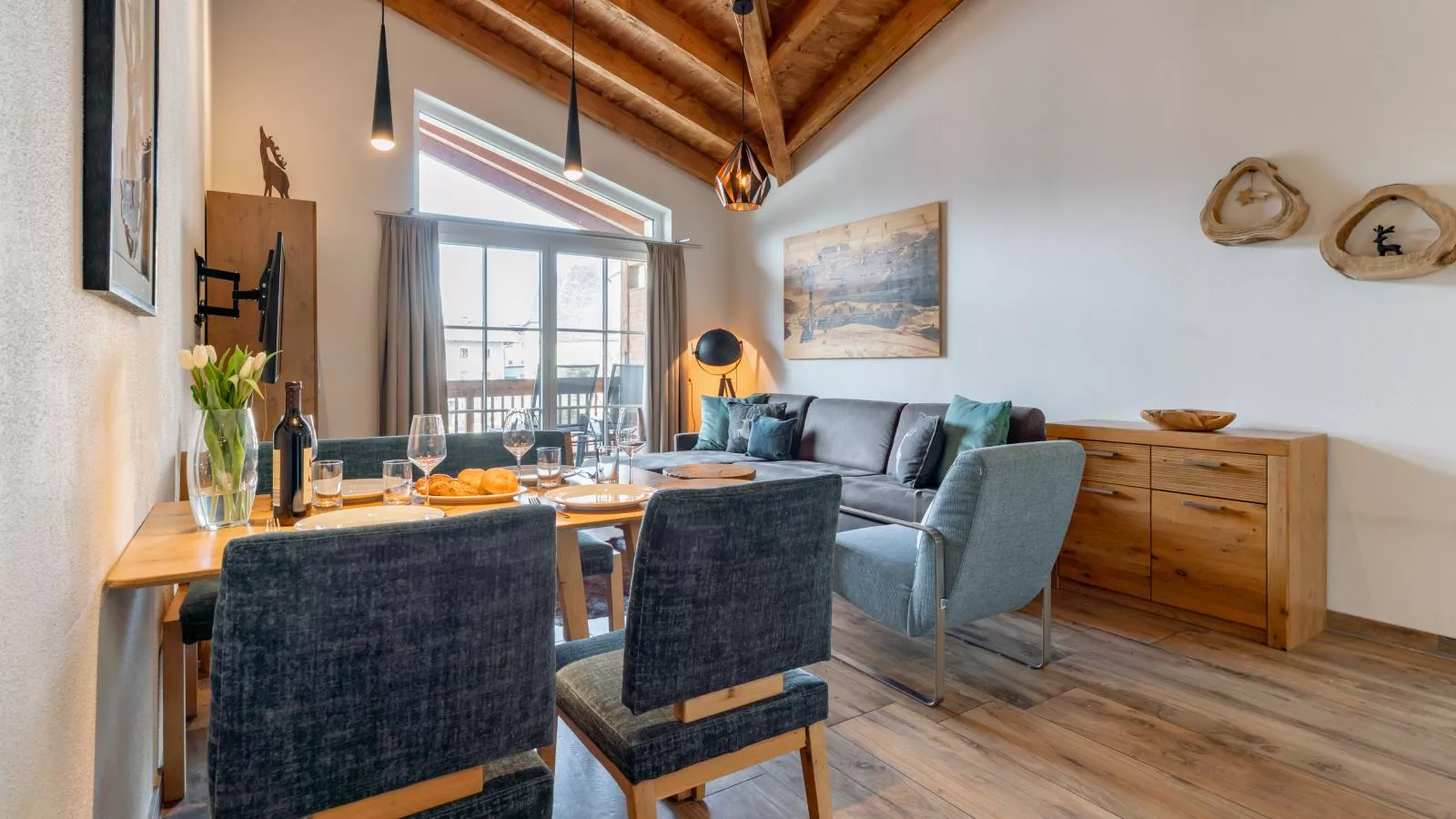 Tauern Suites Mitterwirt TOP 323-Woonkamer
