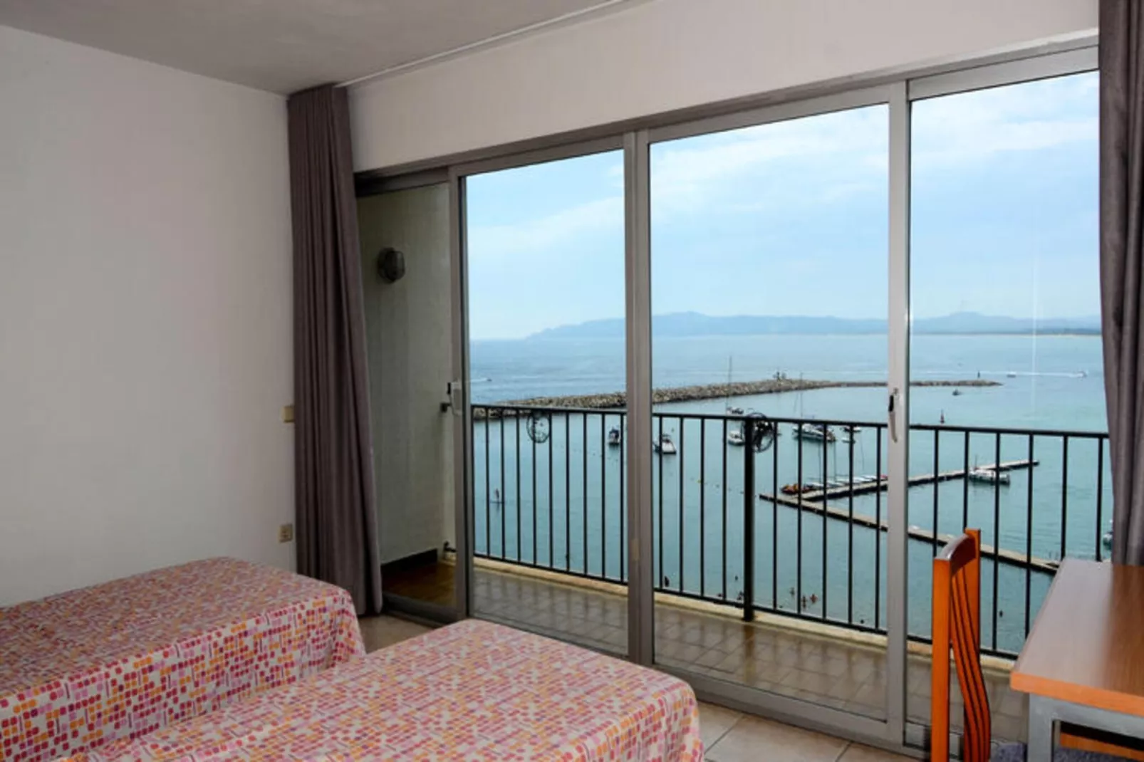Appartements à L'Estartit-Image-tags.
