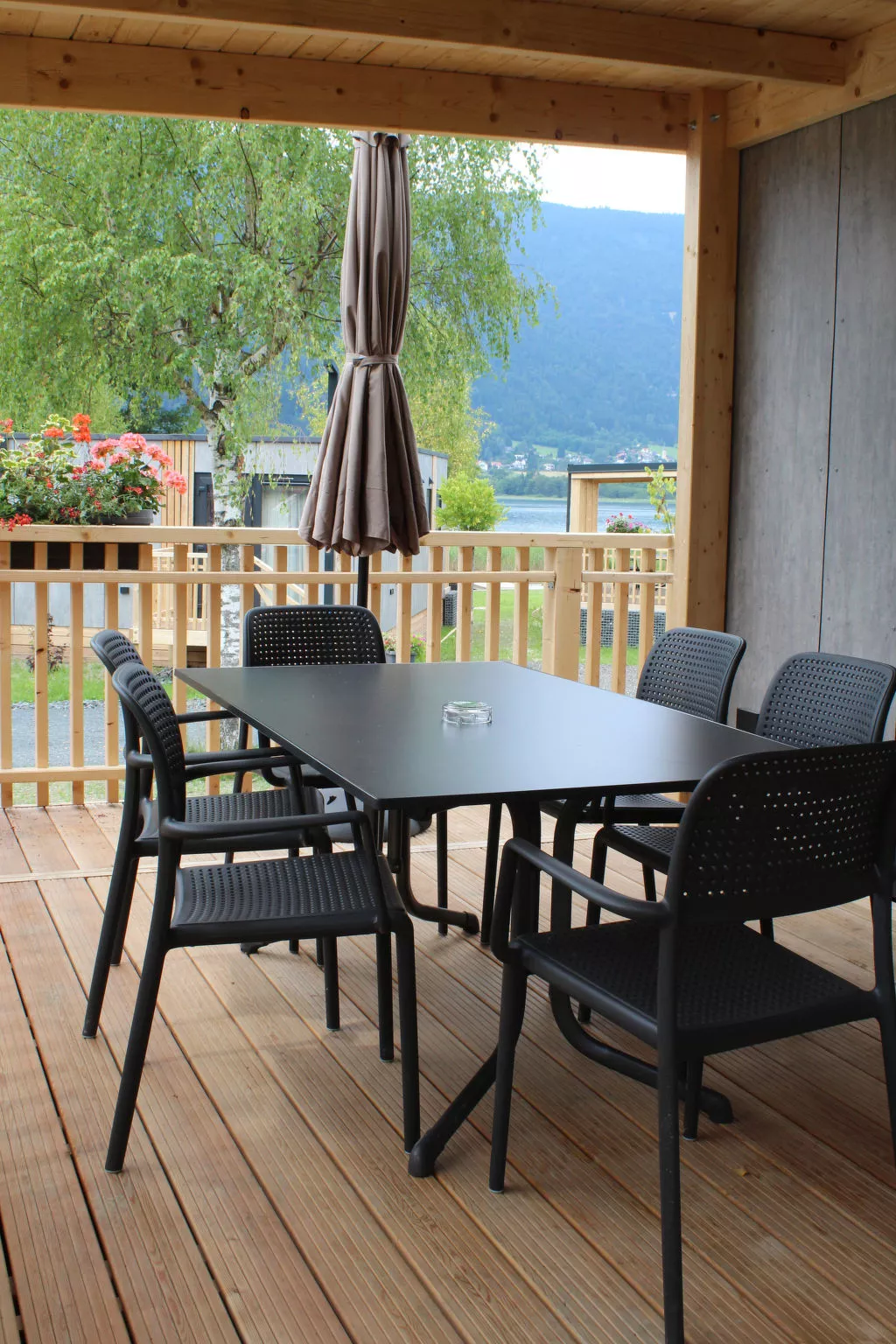Wulfenia Waterfront 6-Binnen