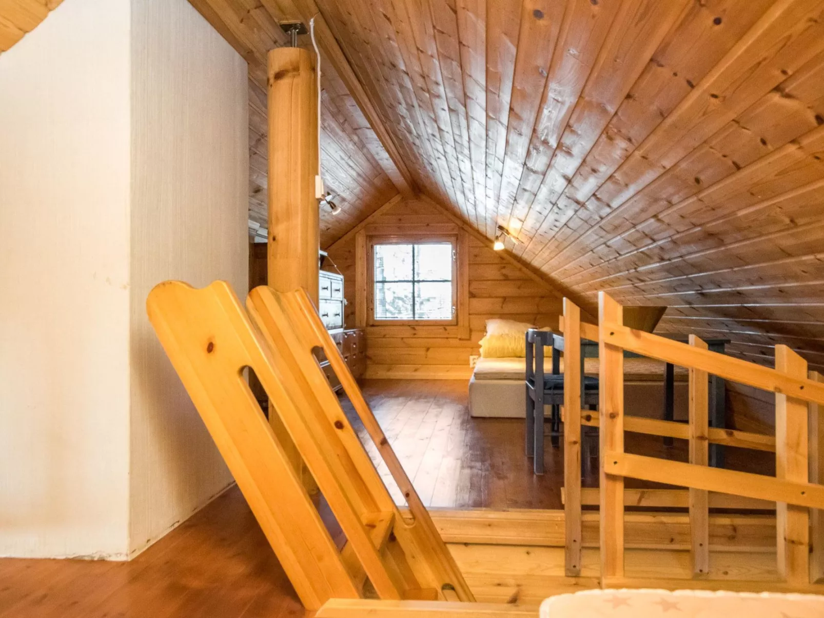 Puolen hehtaarin metsä-Binnen