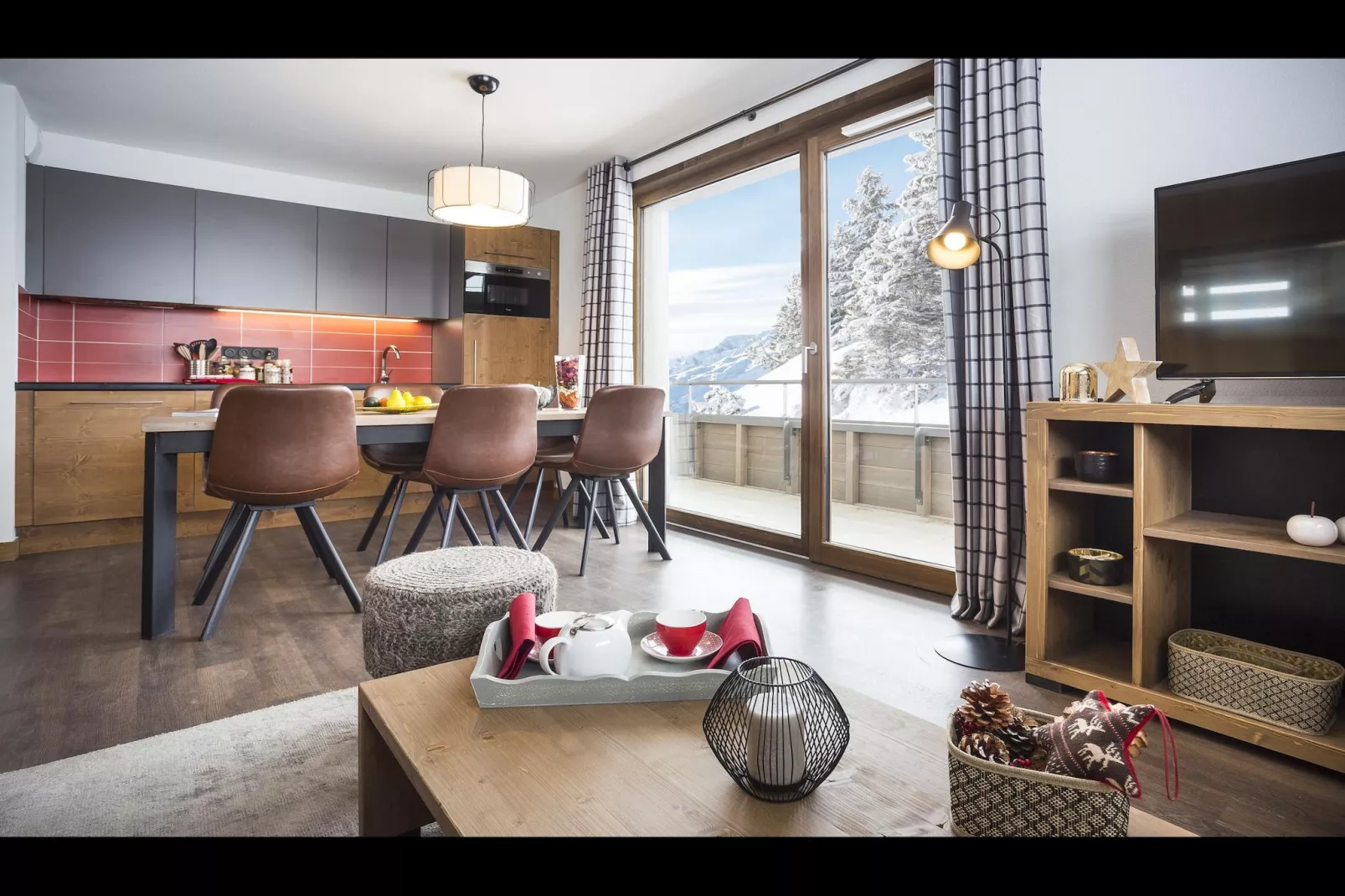 SAISIES_S8L-Eetkamer