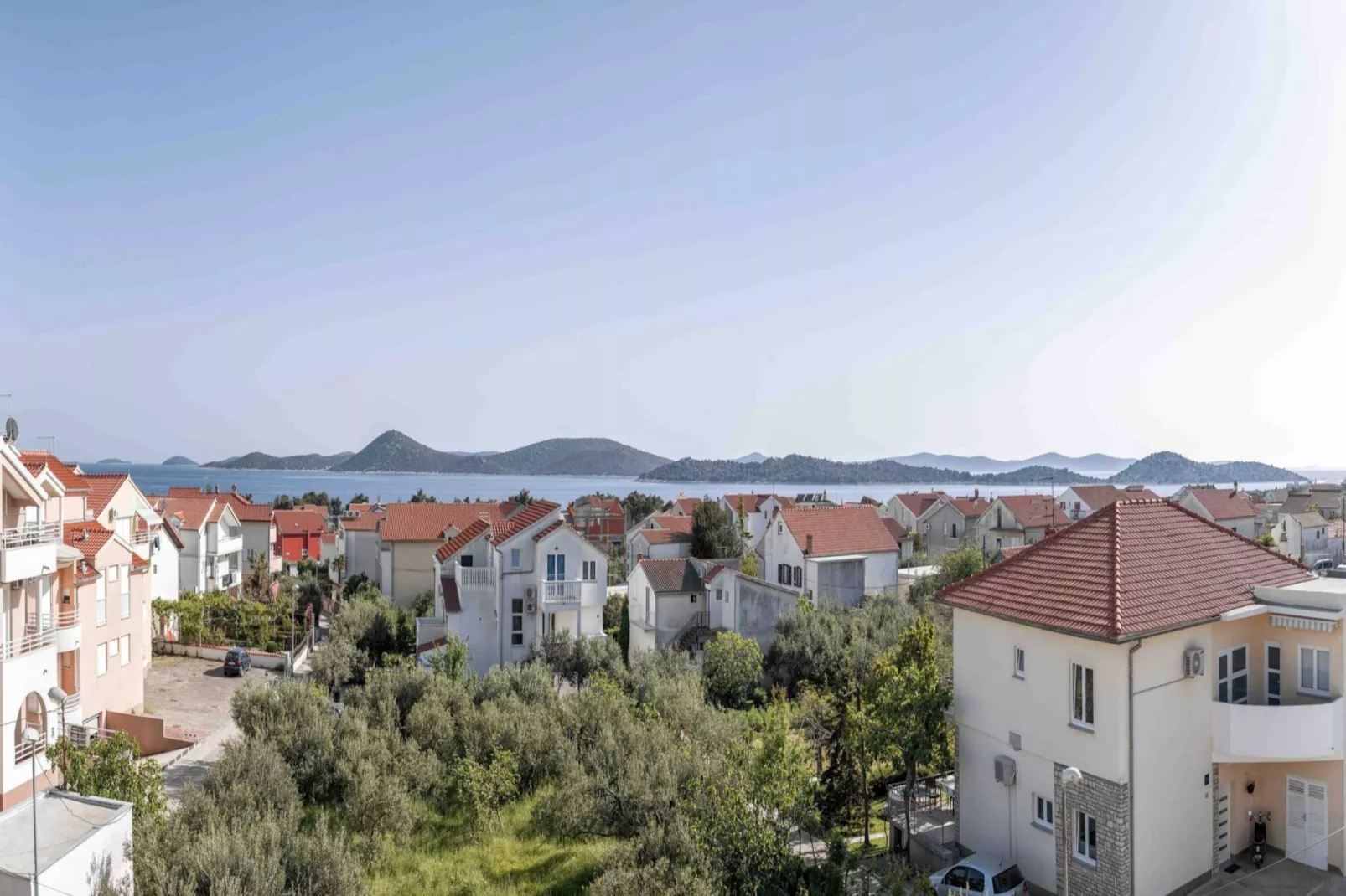 Apartments Nikol - two bedroom apartment A6-Buitenlucht