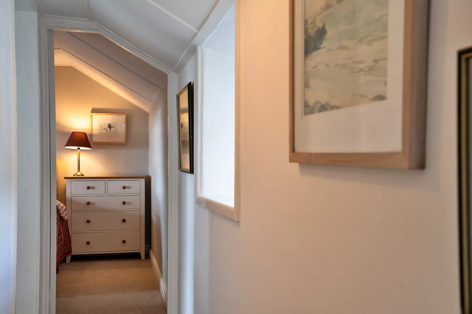 Lesceave Cottage-Overloop