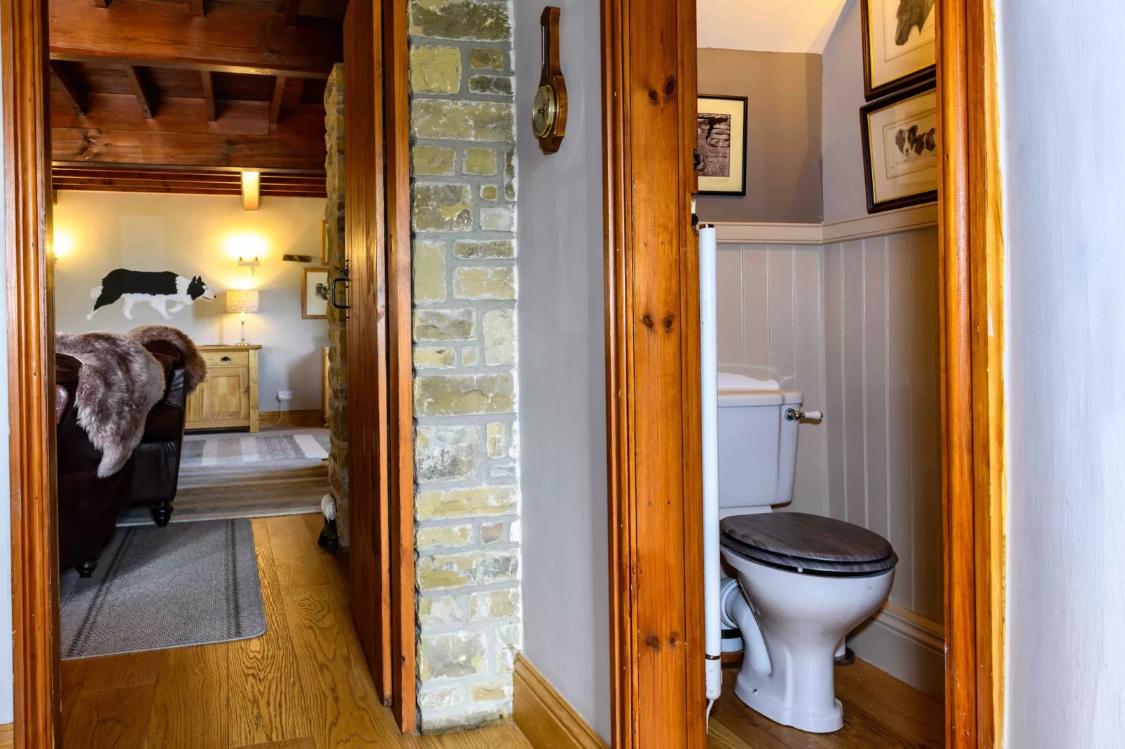Shepherds Cottage at Mile House Farm-Badkamer