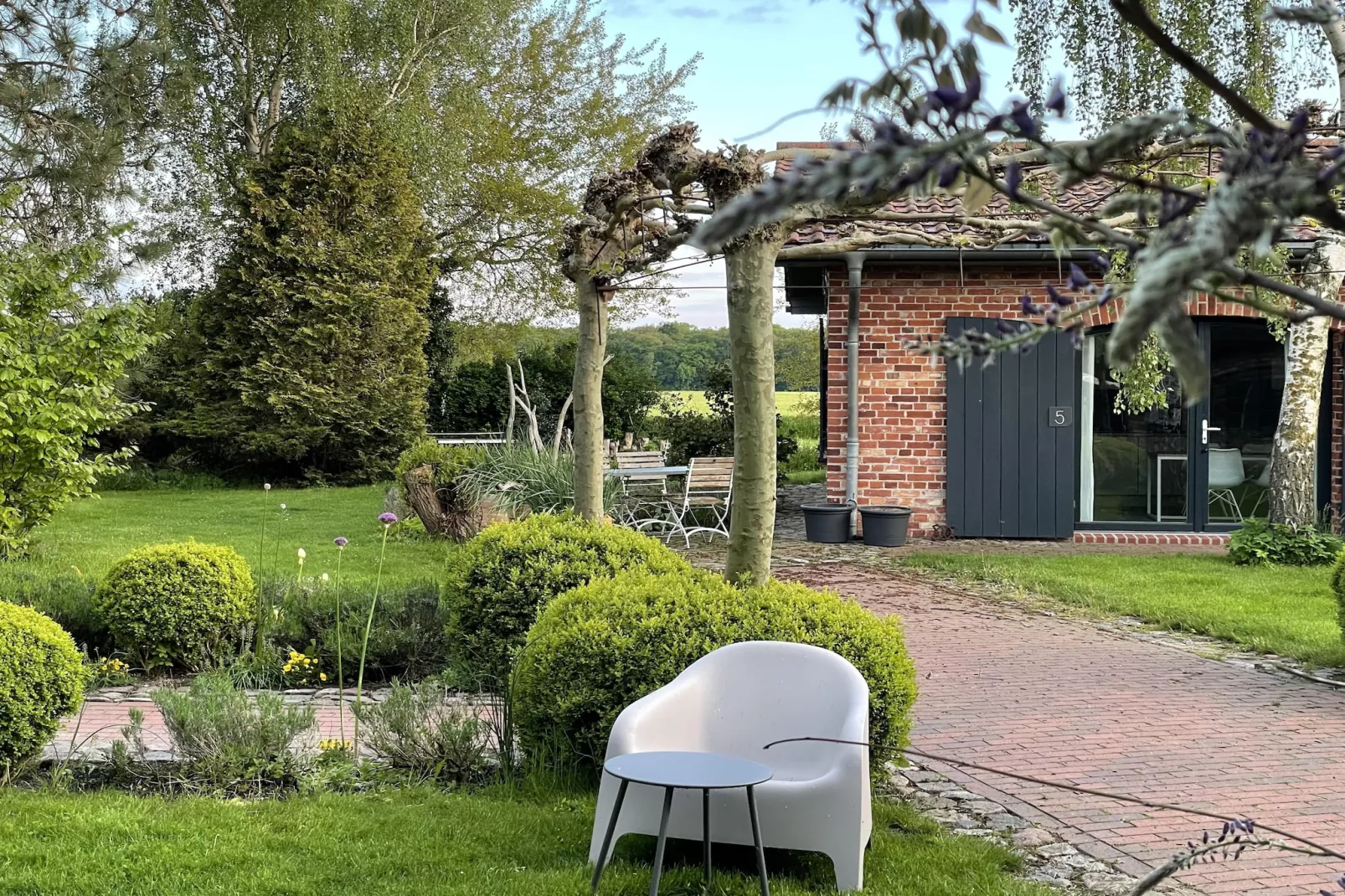 Idyllische Hofwohnung 5-Tuinen zomer
