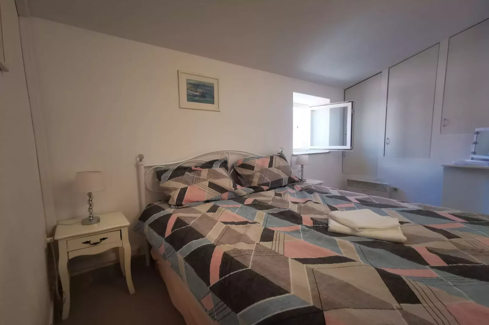 Sea View Holiday Home Umag - Three Bedroom Holiday Home-Slaapkamer