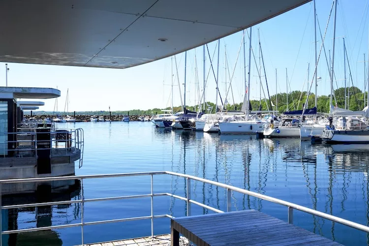 Hausboot Family & Friends LP2 / 4 Personen-Terrasbalkon