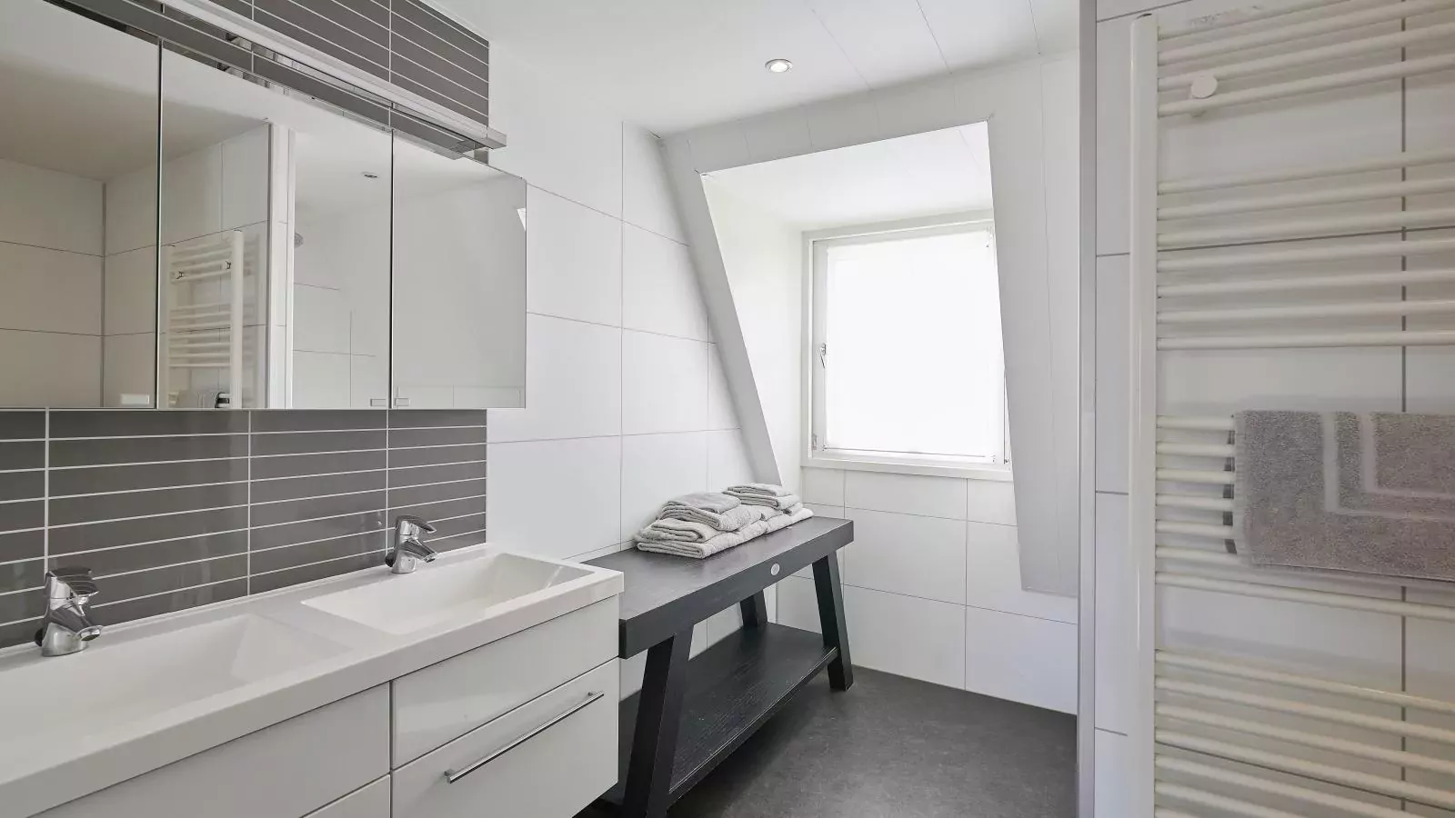 T Kaatsheuveltje 5-Badkamer