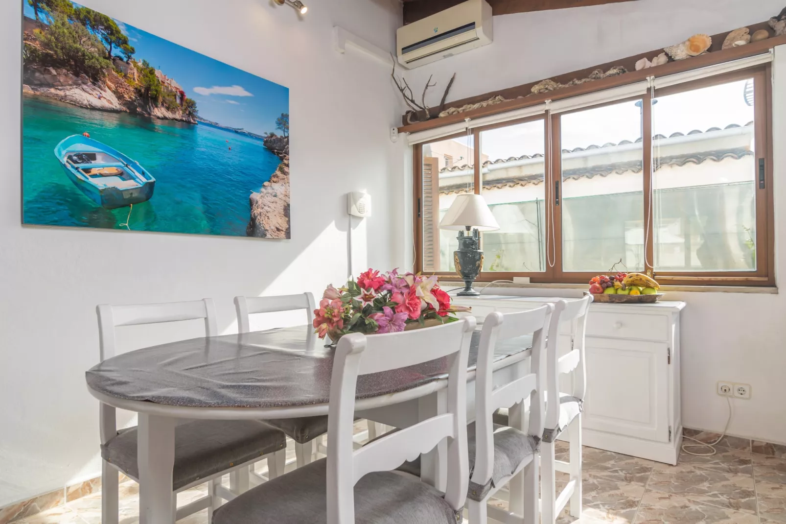 Villa Luna-Image-tags.