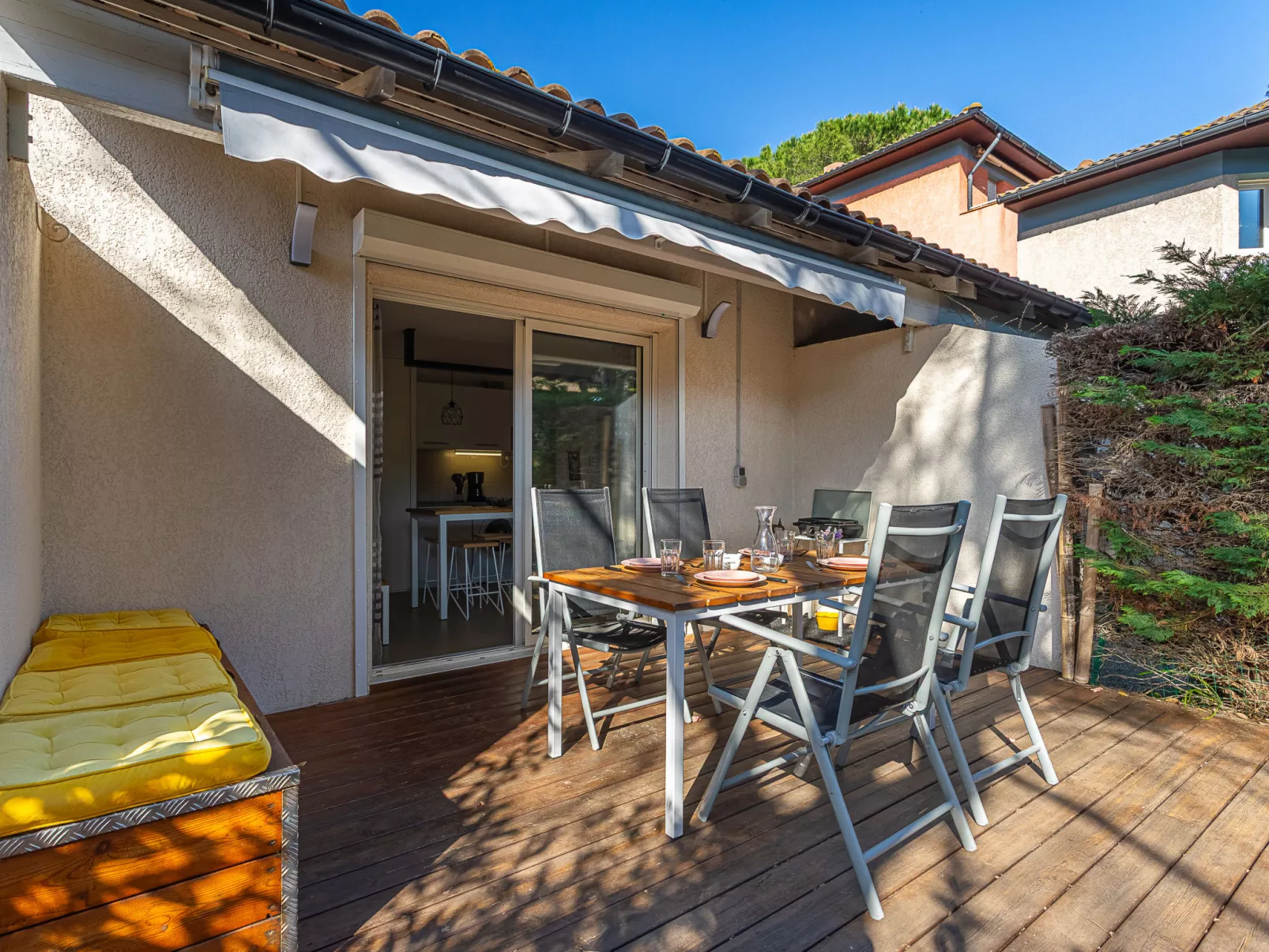 Les Terrasses de Cavalière II-Buiten