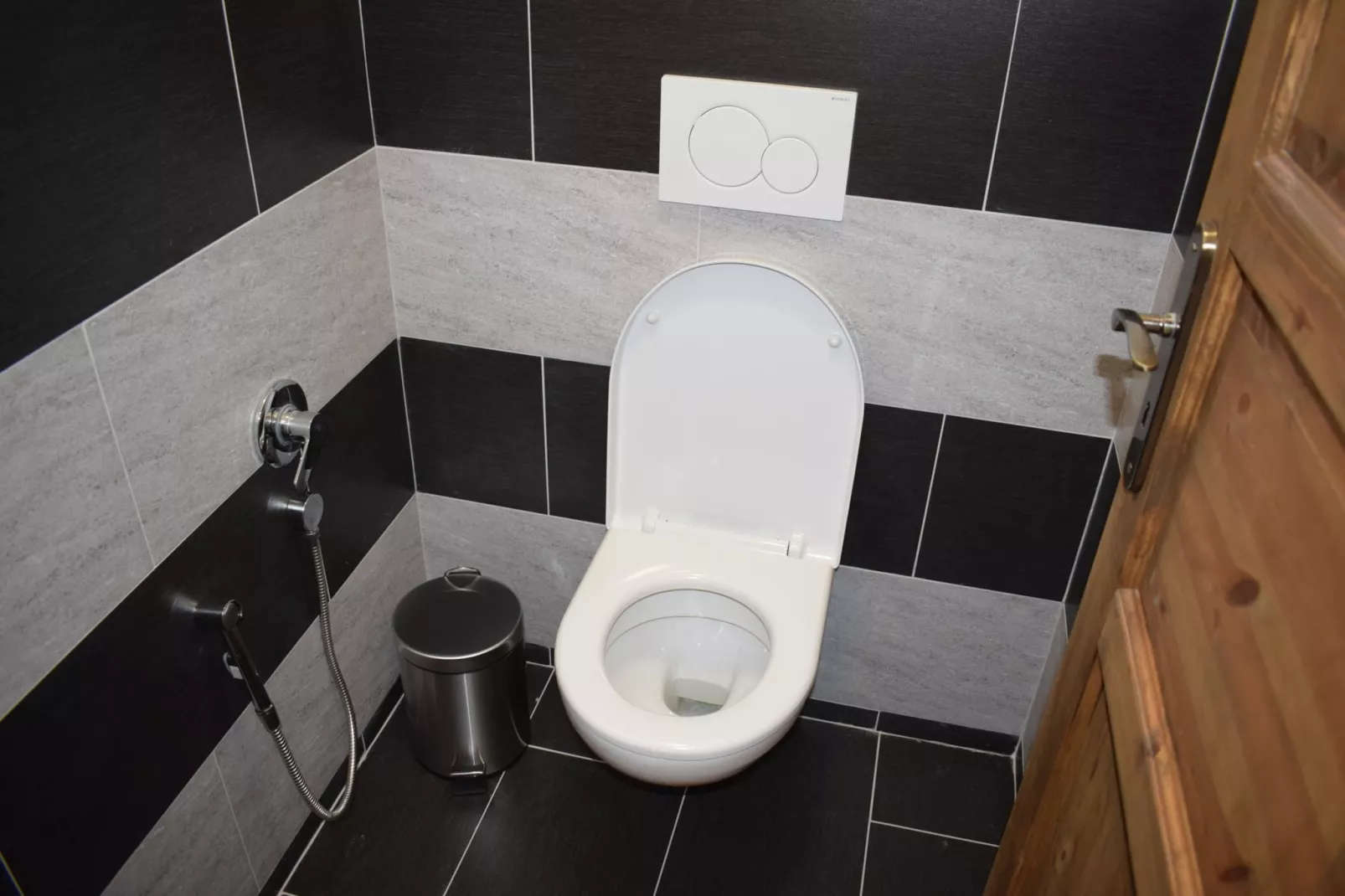 Lesany SLJK425-Badkamer
