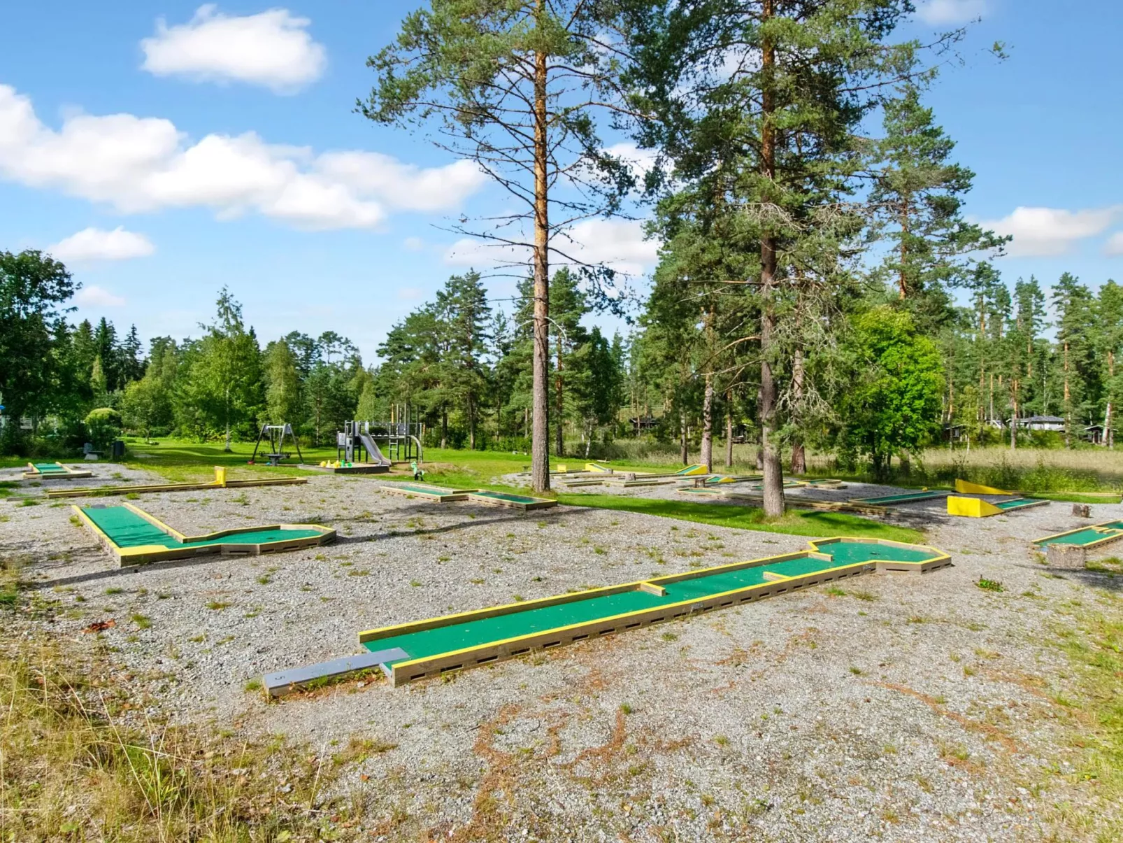 Rantamökki 16-Buiten