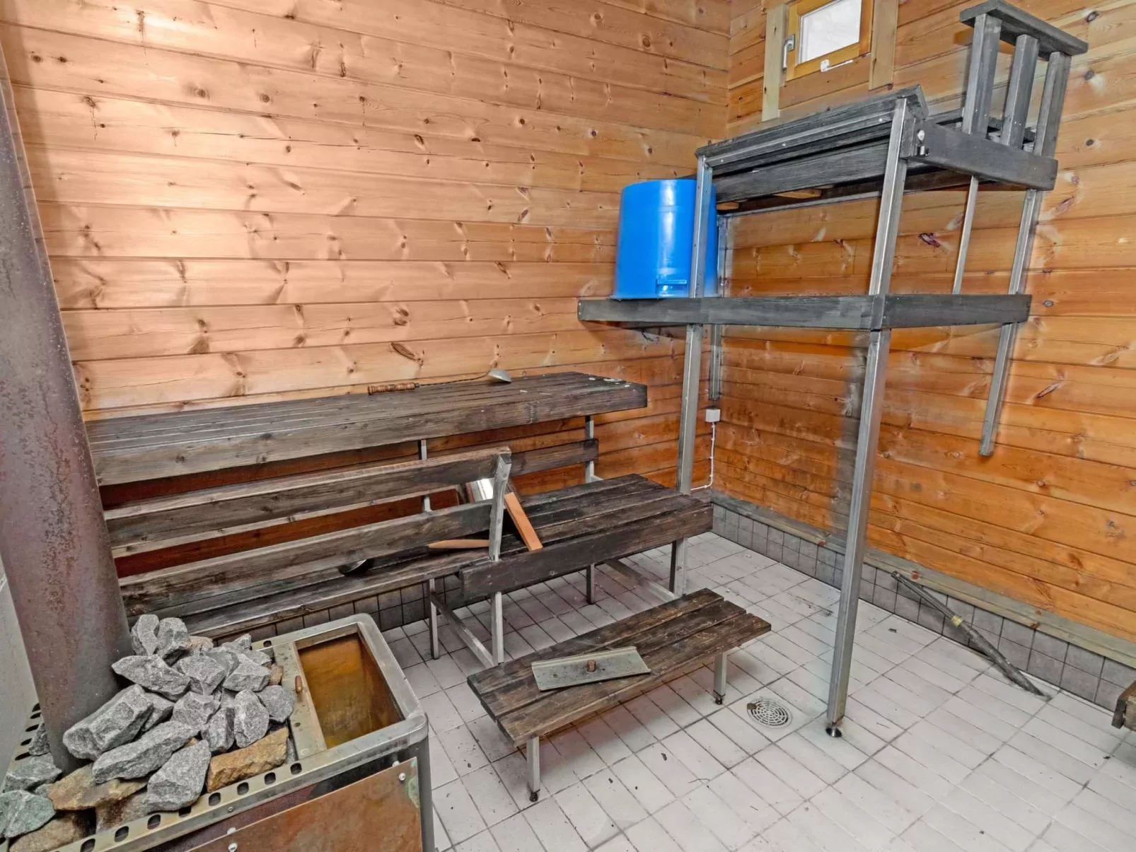 Pohjaslahdentie 17 a-Binnen