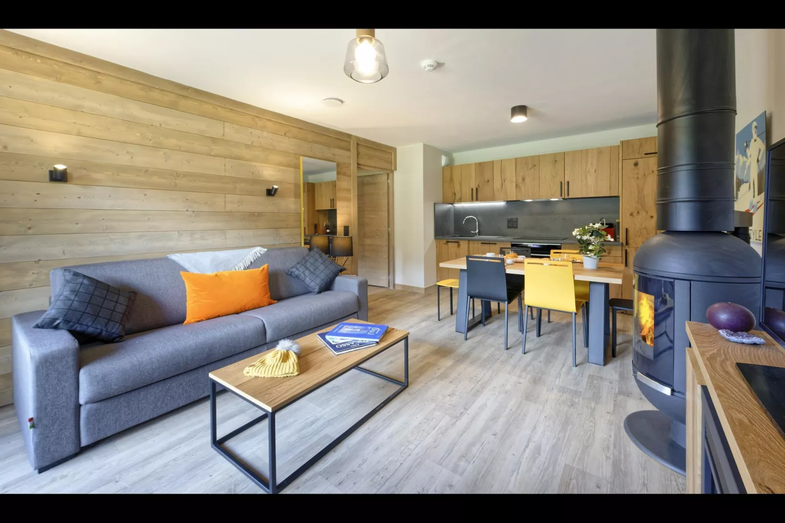 SAMOËNS-S8LV-Woonkamer