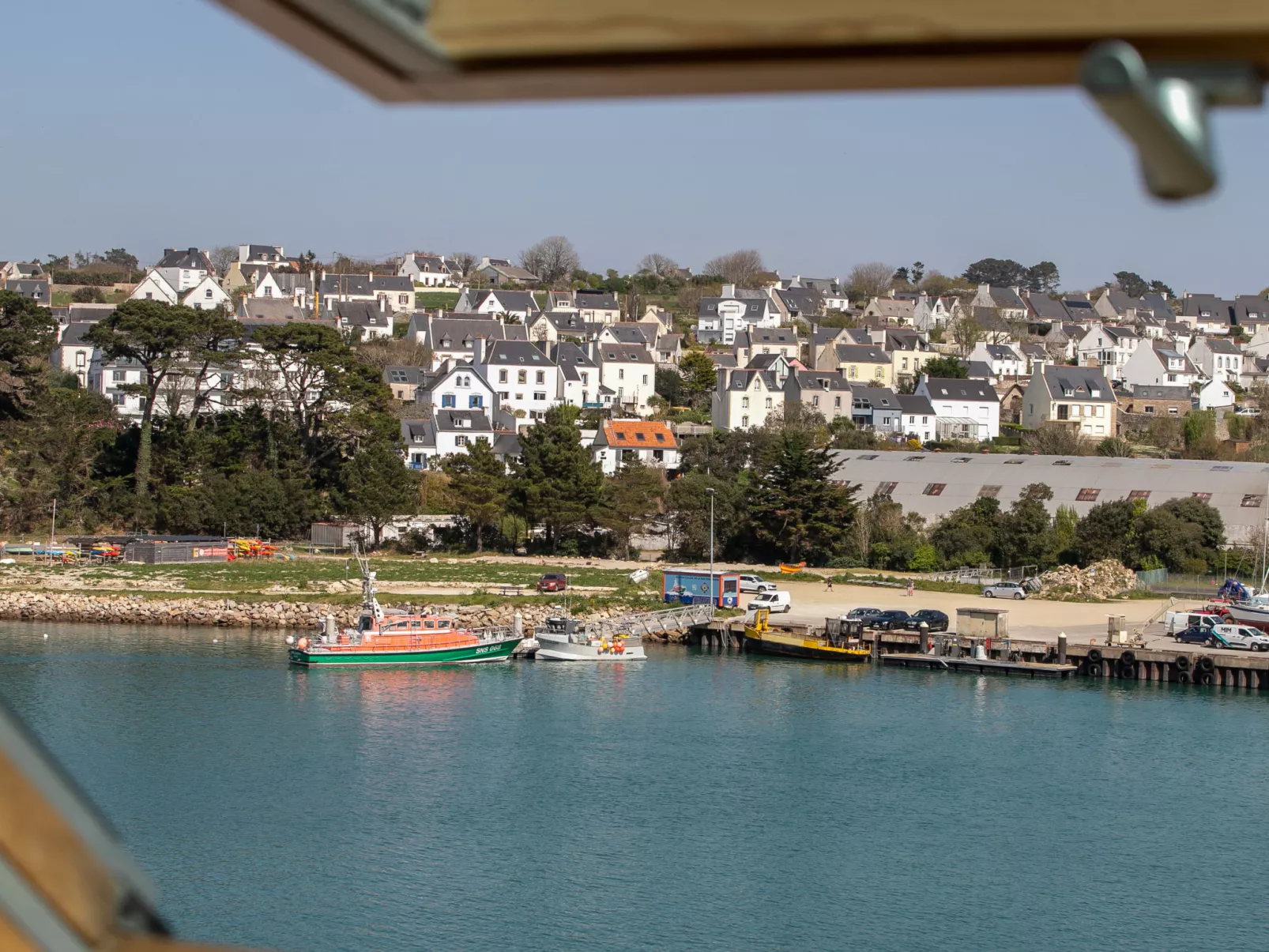 Entre port et plages-Buiten