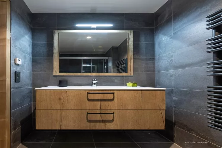 SERRE CHEVALIER Le Cristal Lodge-A26S-Badkamer