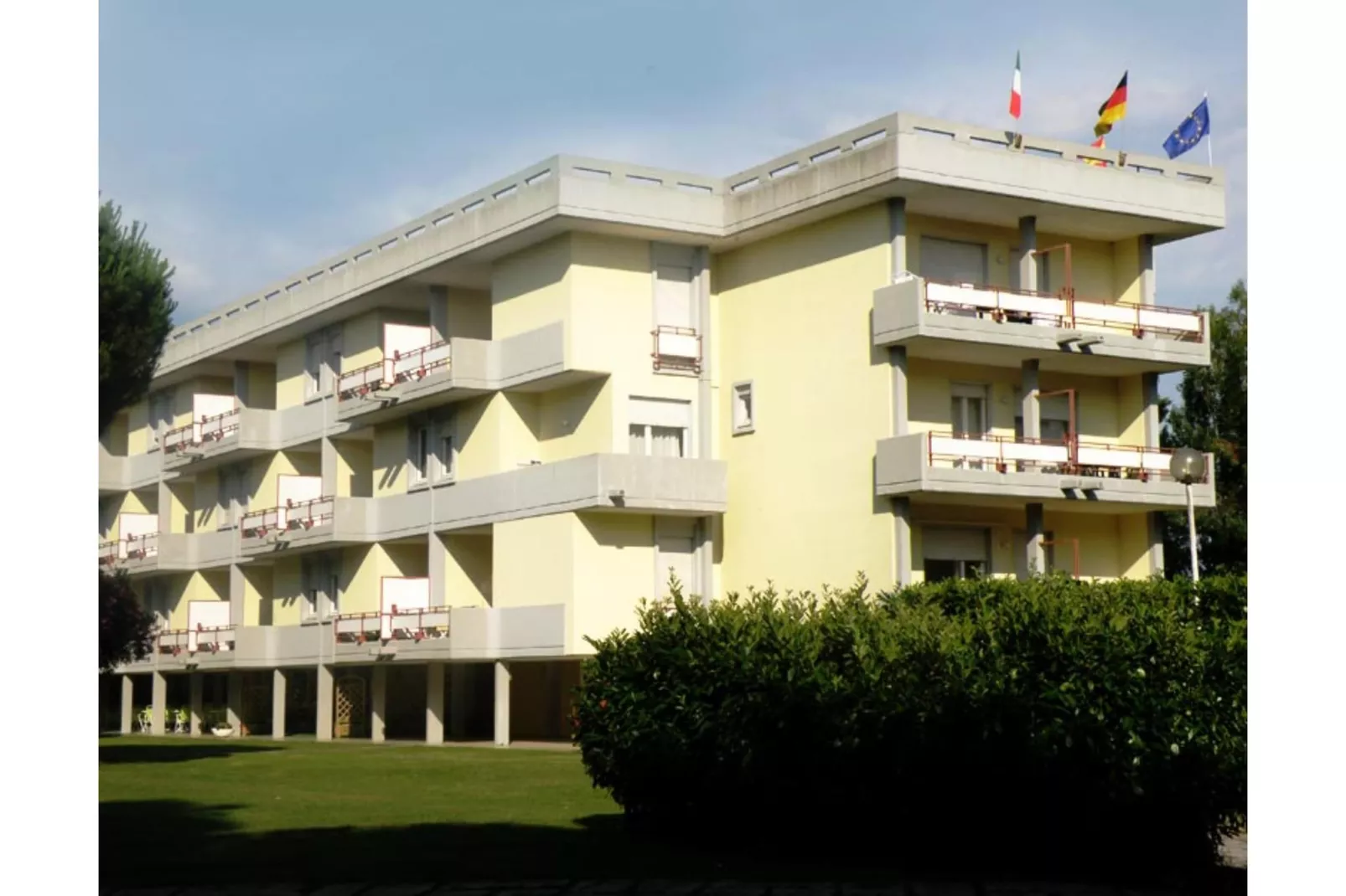 Residenza Alberghiera Italia in Luni - Bilocale B4-Buitenkant zomer