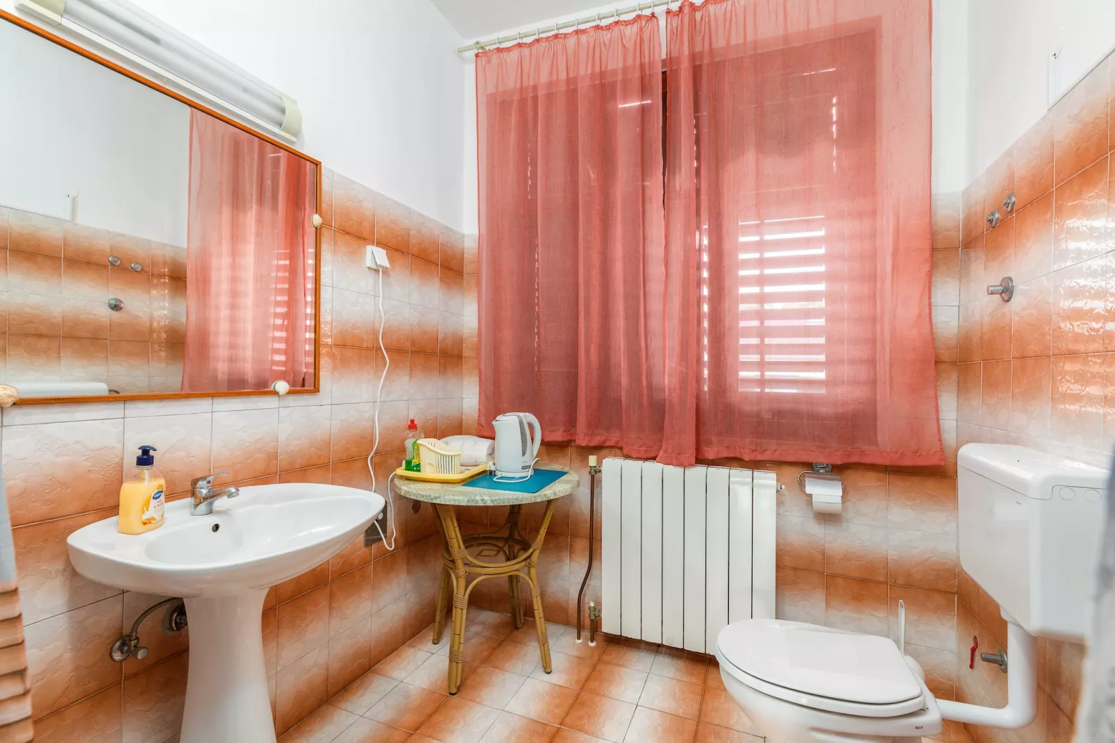 Villa Nada - A1+S2-Badkamer
