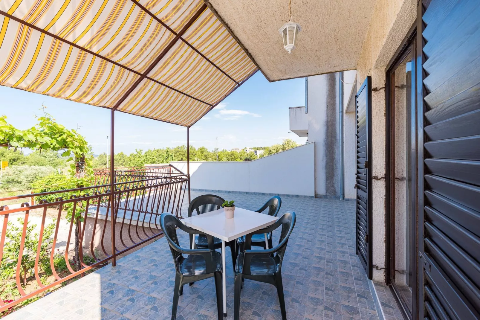Apartments Jagoda - one bedroom apartment-Terras