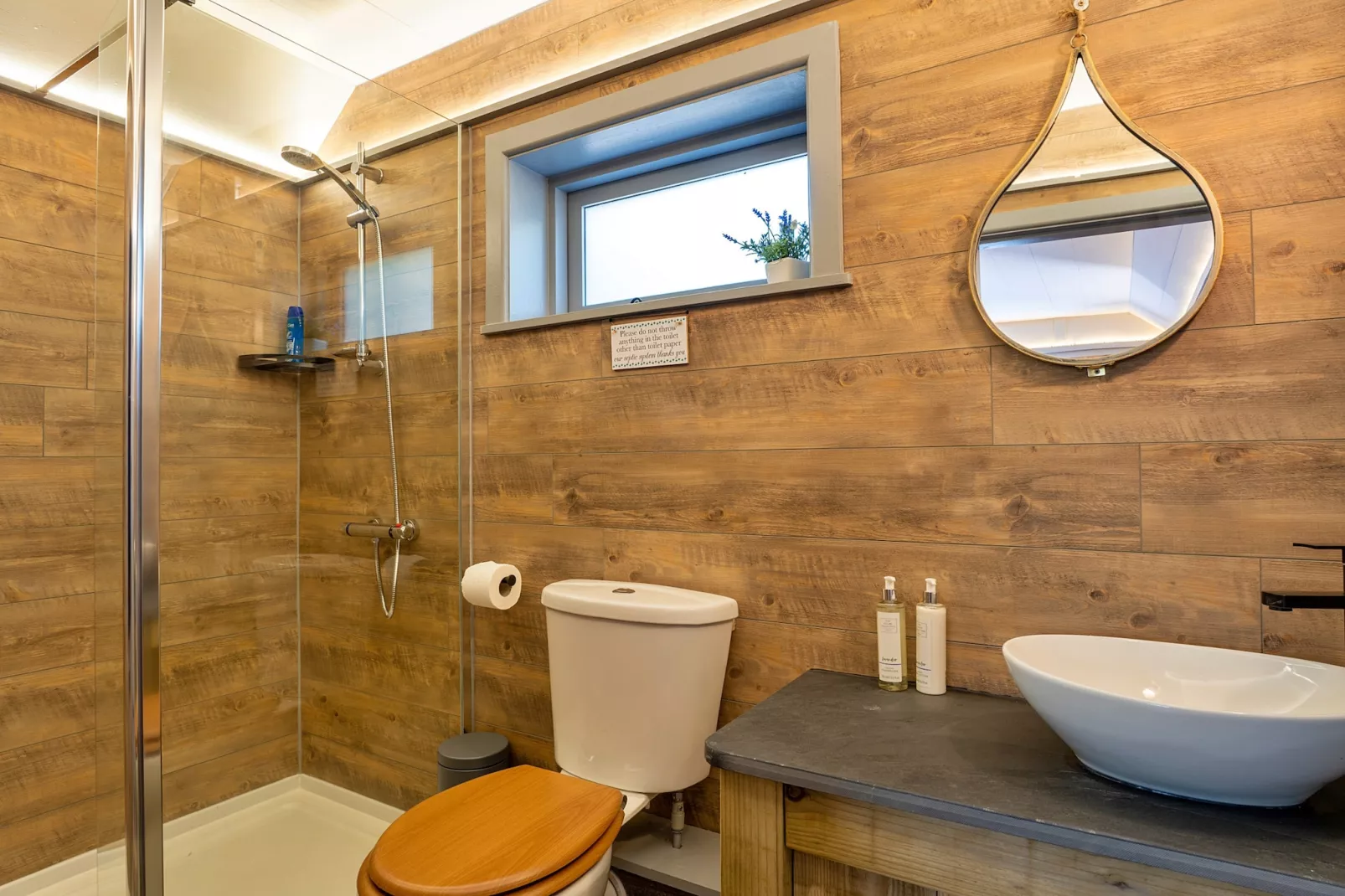 Driftwood-Badkamer