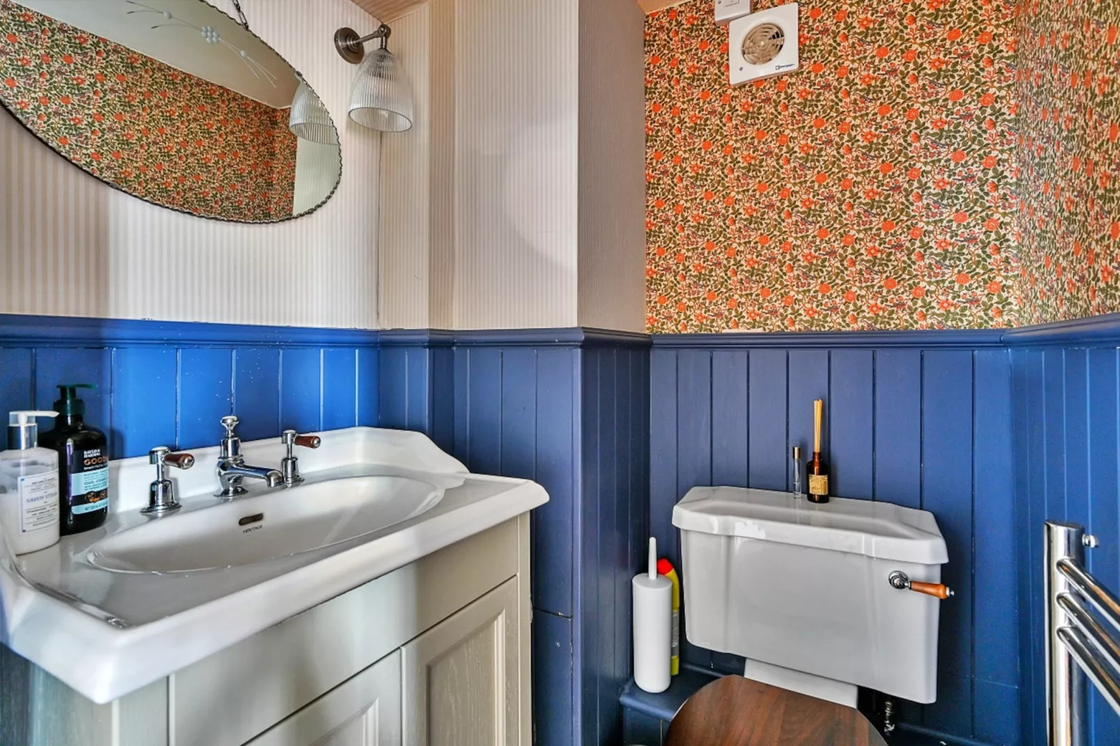 123, High Street-Badkamer