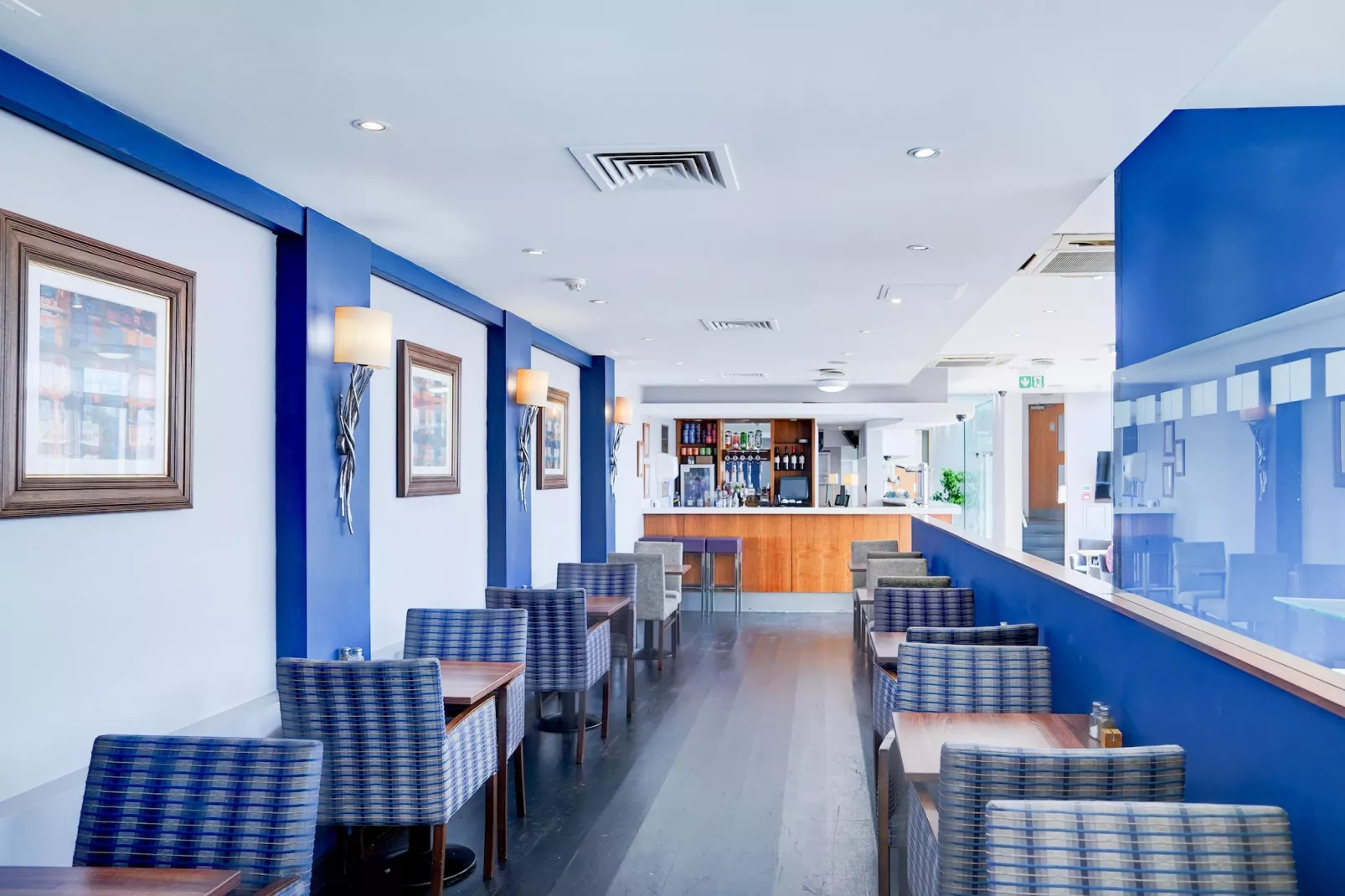 Belvilla Crewe City Centre Hotel Sta Twin-Parkfaciliteiten