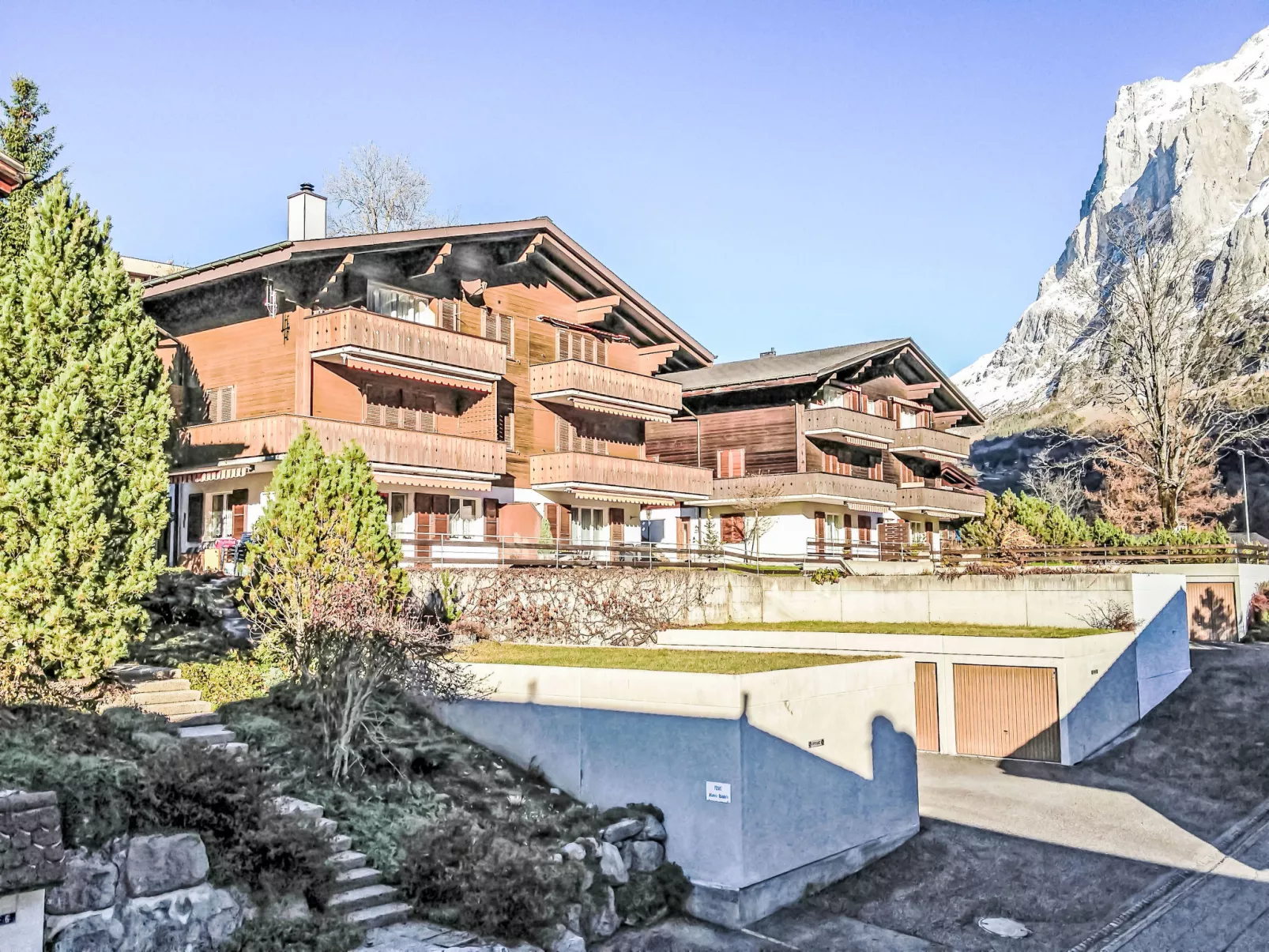 Chalet Almis-Bödeli-Buiten