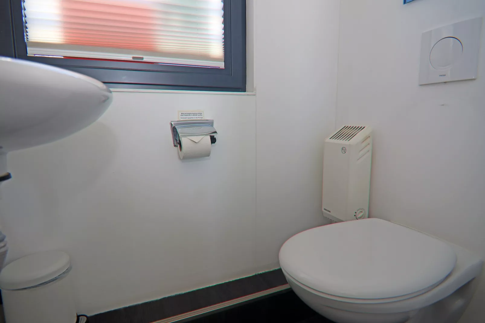 Hausboot Family & Friends LP 3 / 1-2 Personen-Badkamer