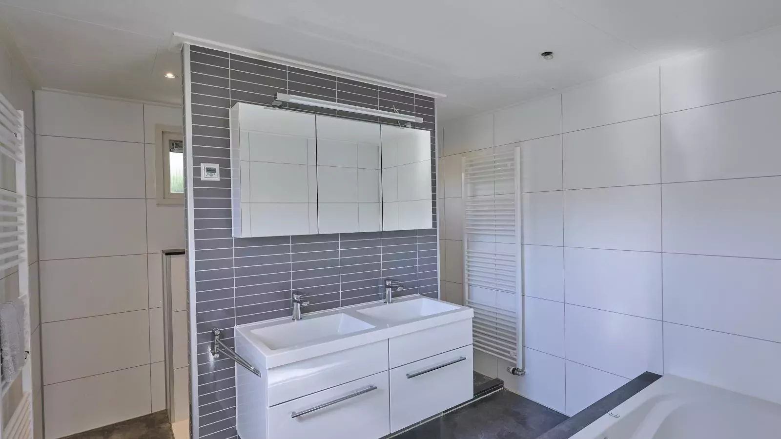 T Kaatsheuveltje 4-Badkamer