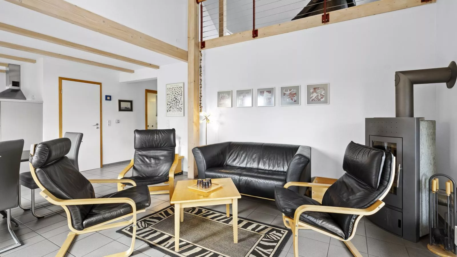 Seestrasse 35-Woonkamer