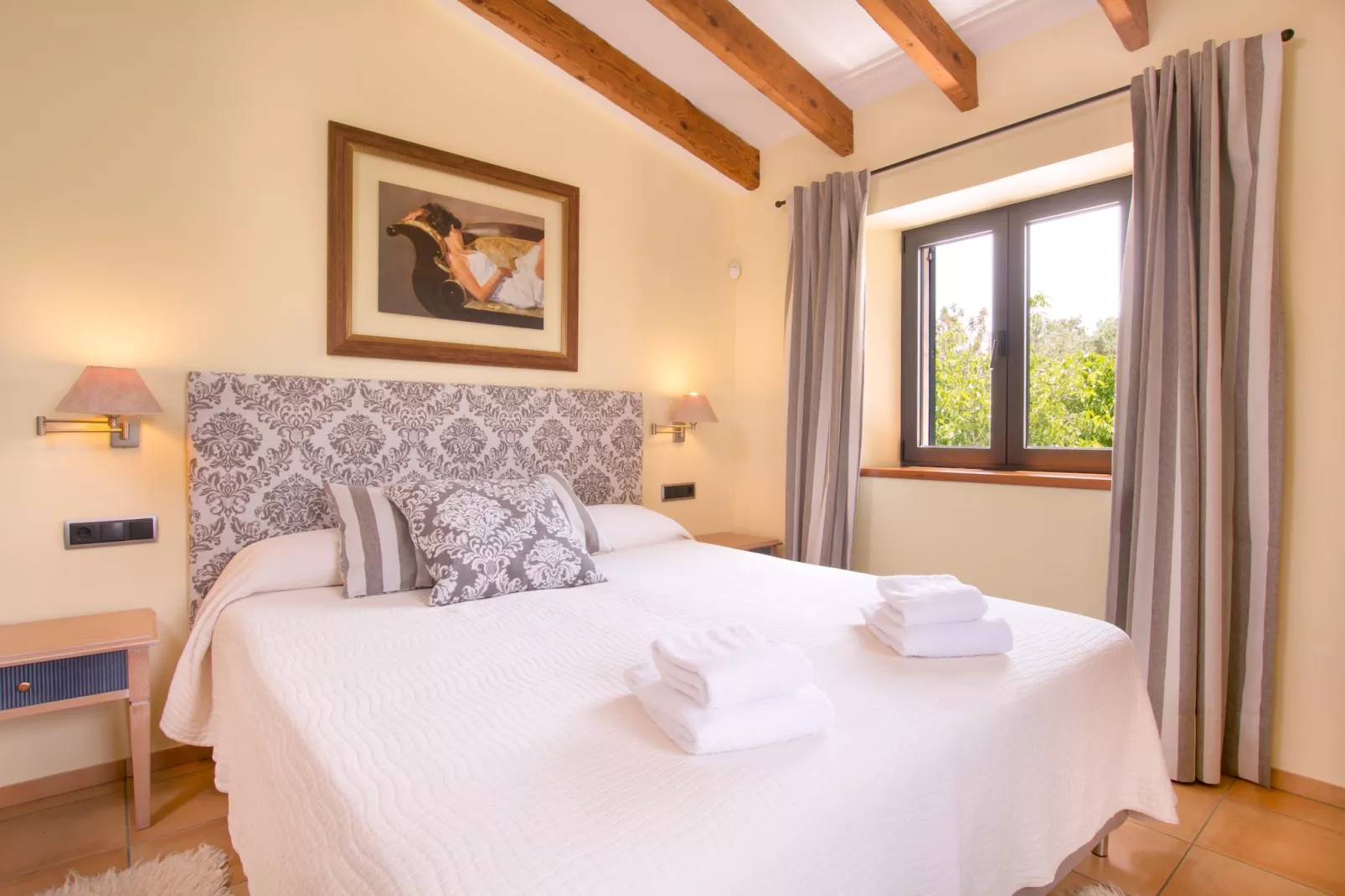 Casa En Moscari-Image-tags.