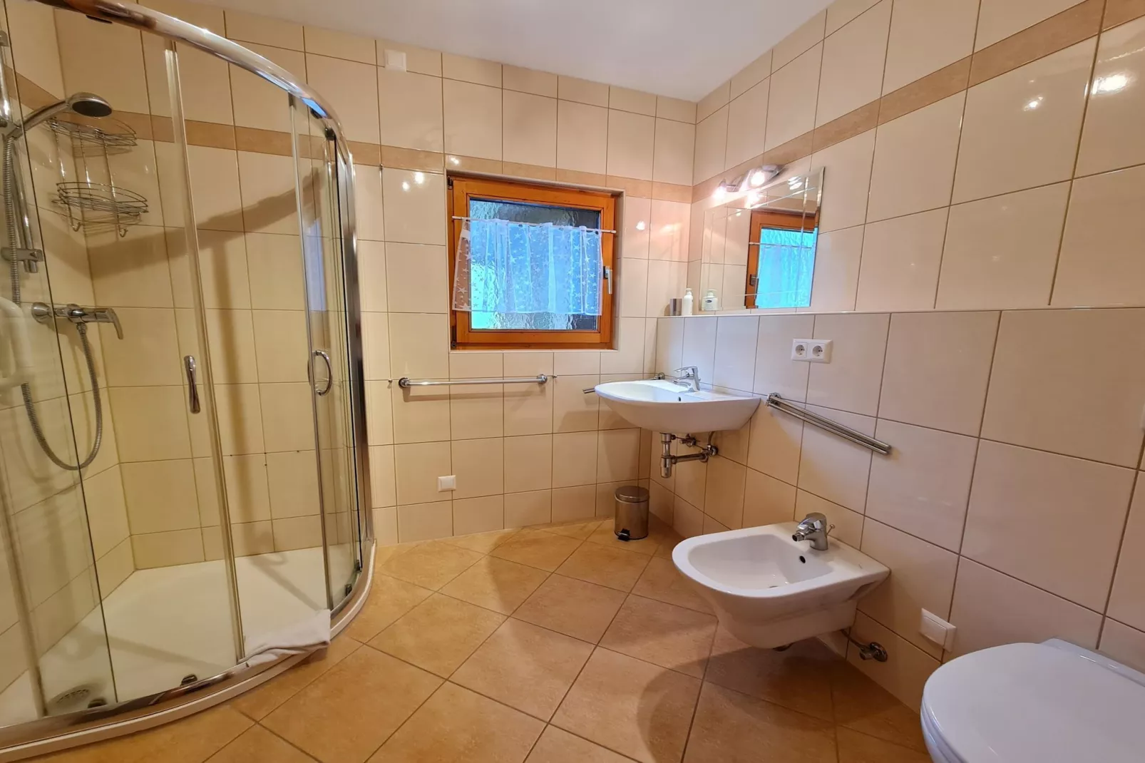 Chalet Mallnock-Badkamer