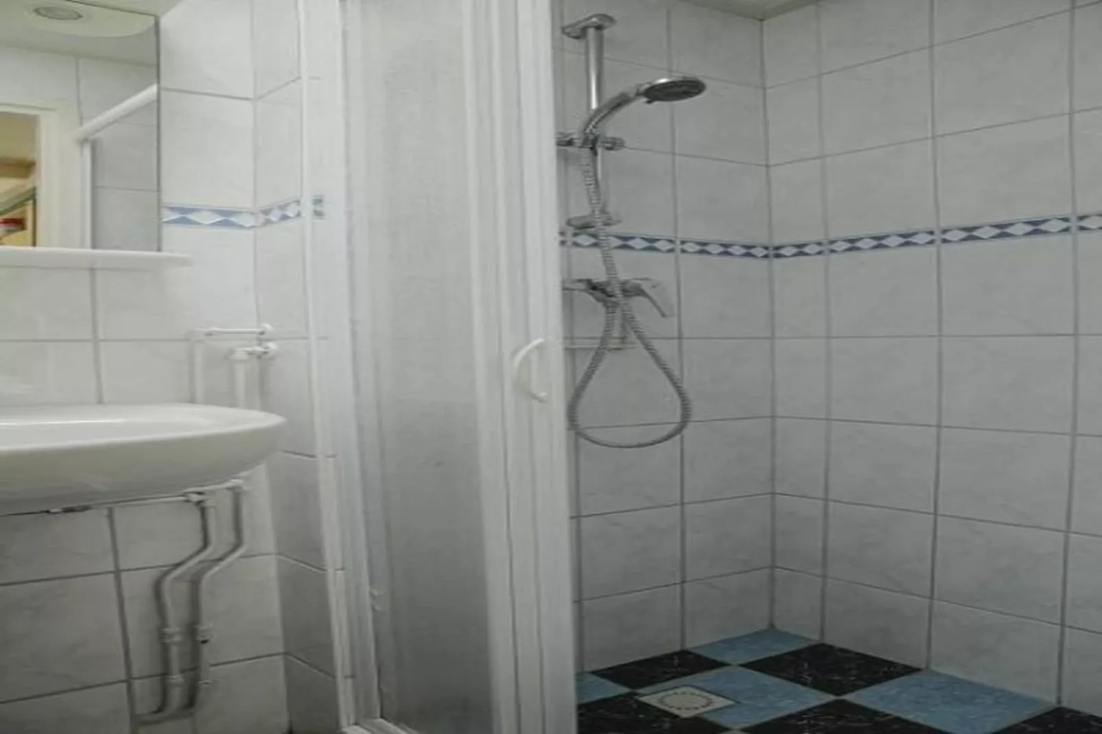 De Schelp 14-Badkamer