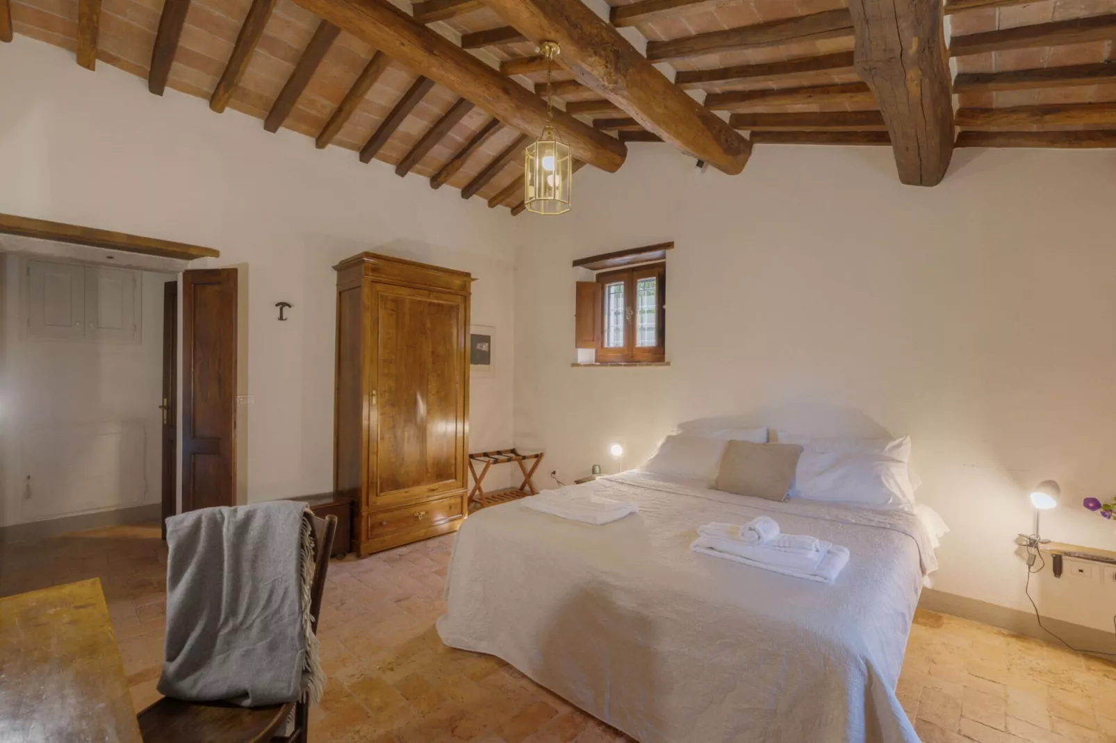 Villa delle Rose-Badkamer
