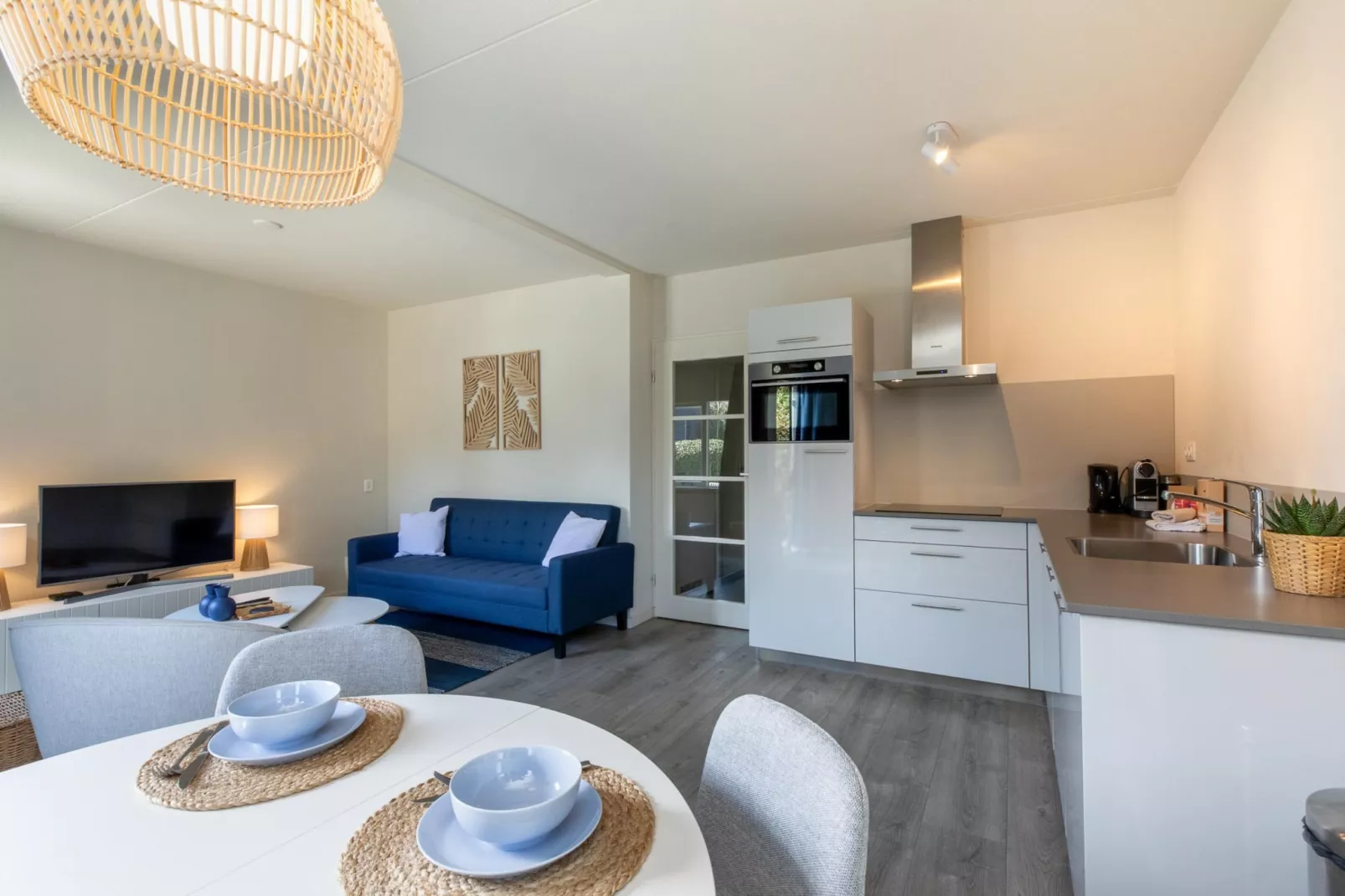 Appartement 'Duinoord' - Duinweg 117-12  Zoutelande-Keuken