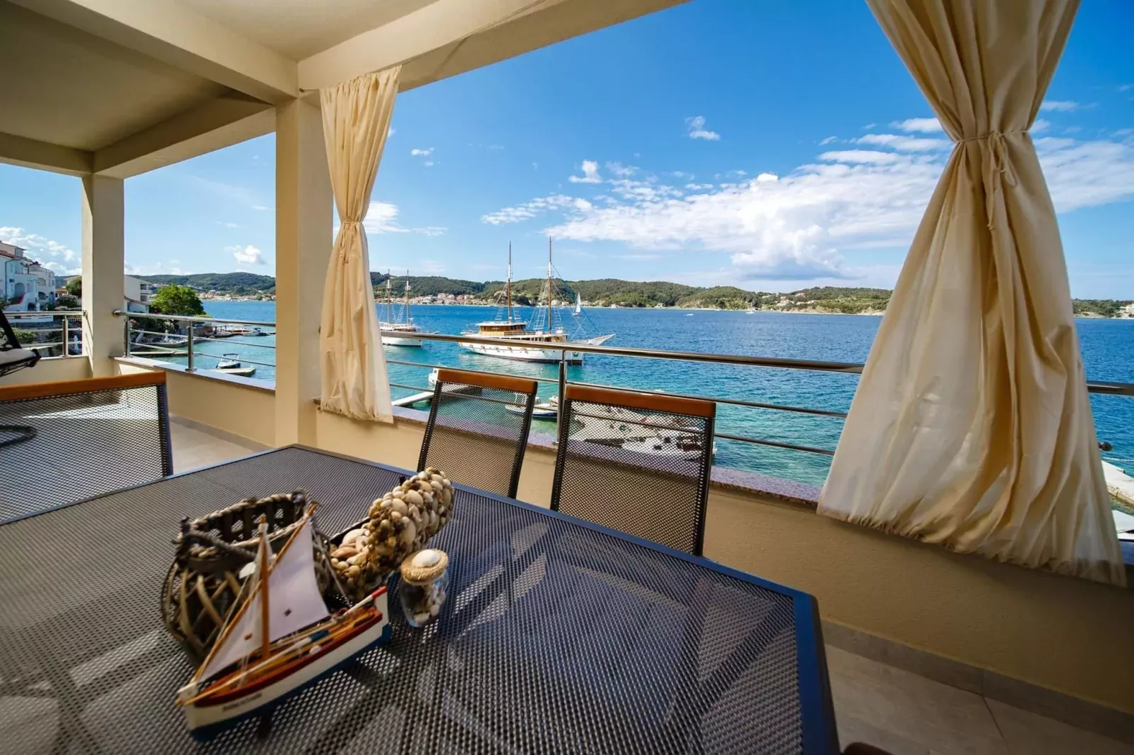 Villa Guliva - Apartment Blue Sea with Sea View-Terrasbalkon