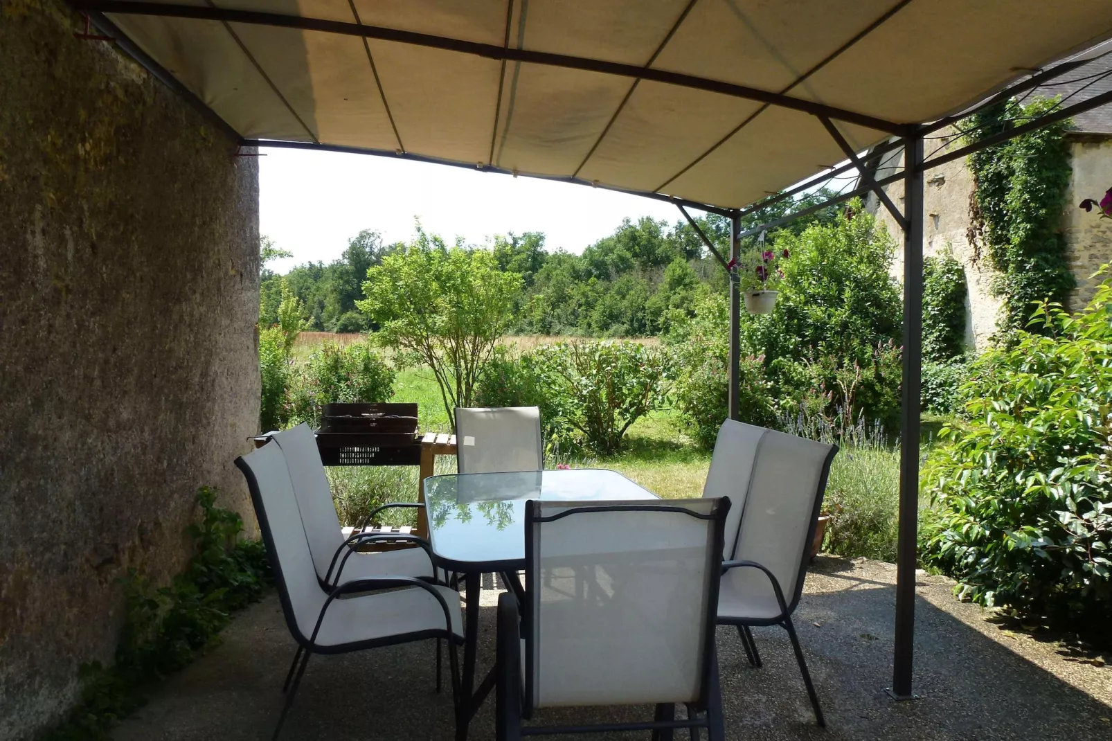 Gite 6 pers près de Châteauroux-Terrasbalkon