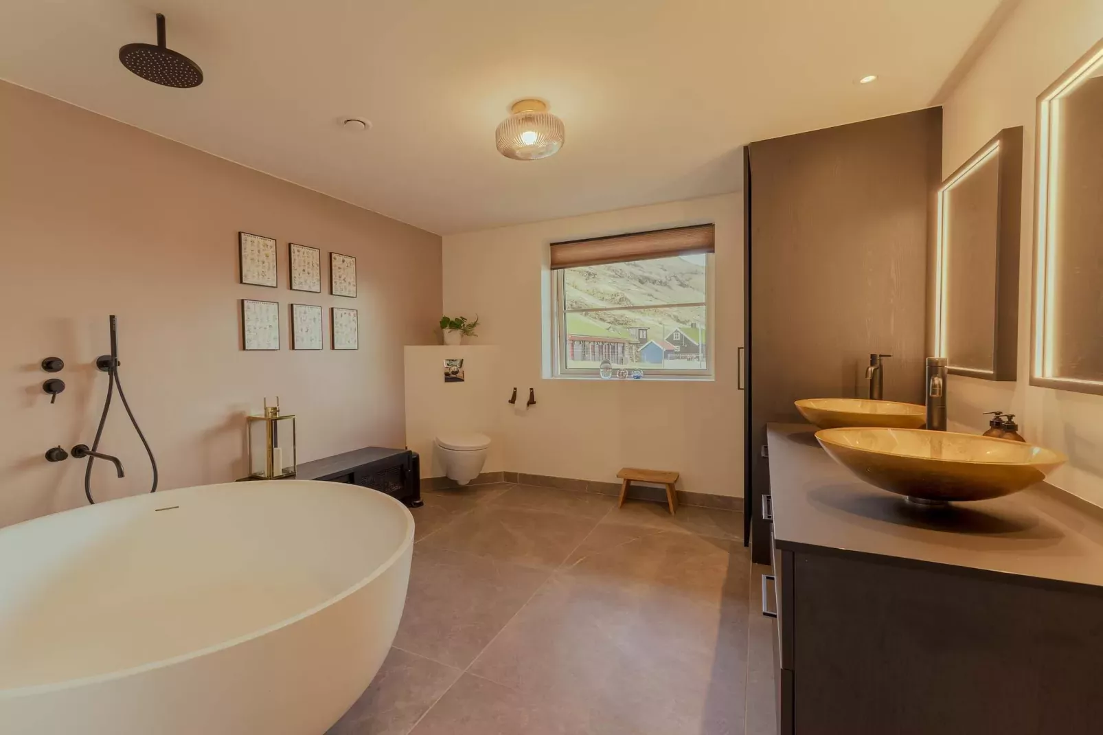 Luxe villa in Tjornuvík -- By Traum Ferienwohnungen-Binnen