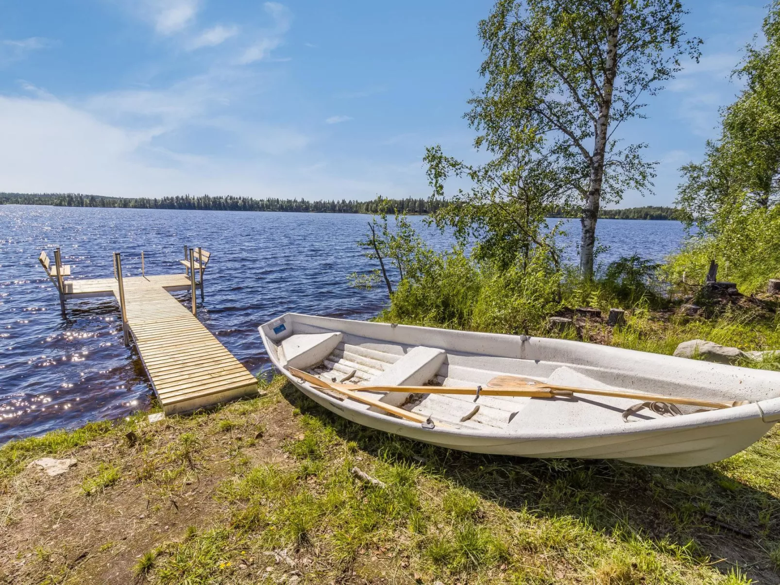 Ruka-kitkan käki-Buiten