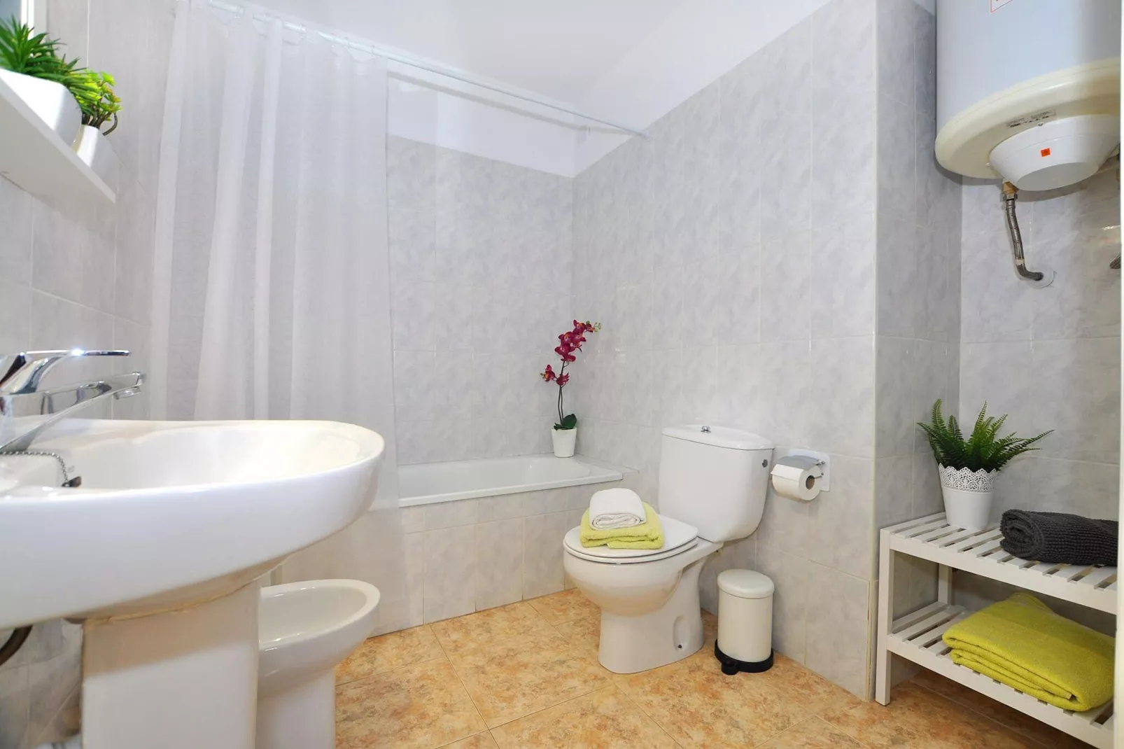 1172 CANYELLES vista Mar-Badkamer