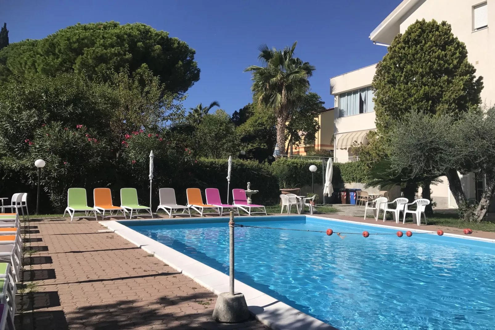 Residence Villa Paola TWO-ROOM APT 4 PAX MEZZANINE - BX401-Buitenkant zomer