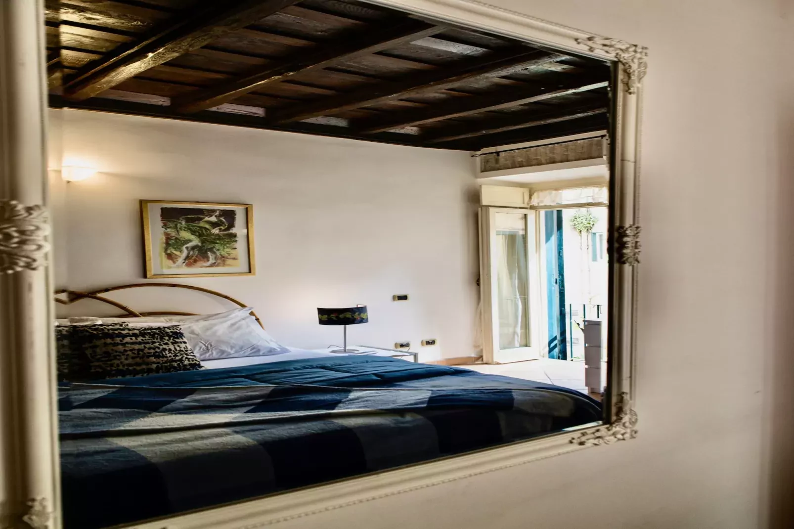 Trevi Fountain Apartment-Slaapkamer
