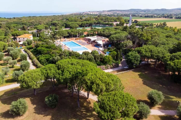 Holiday resort Riva degli Etruschi San Vincenzo-Ville Comfort  Trilo-SANGIOVETO 200 m dal mare-Buitenkant zomer